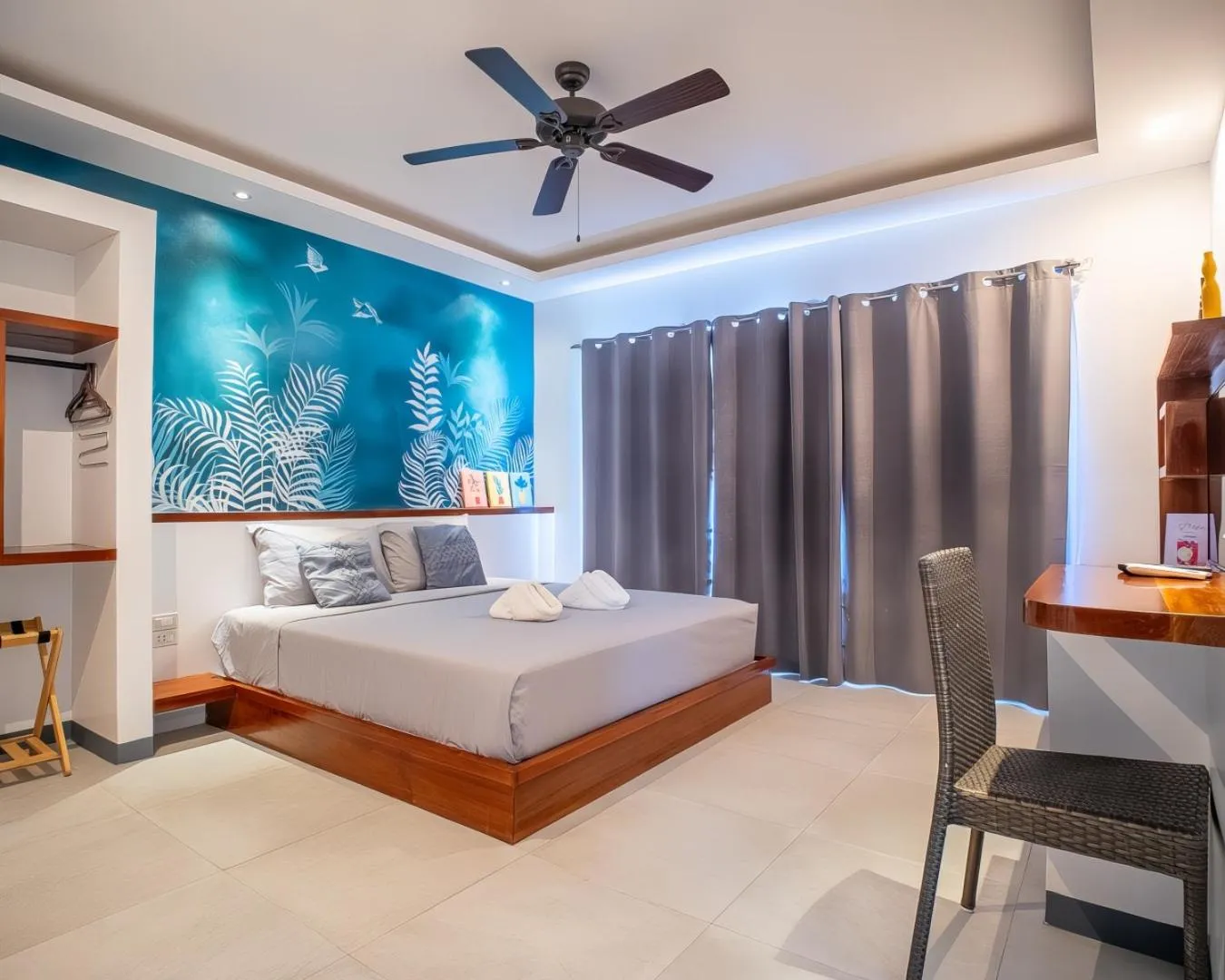 Deluxe King Room in Yellow Mango Resort Bohol