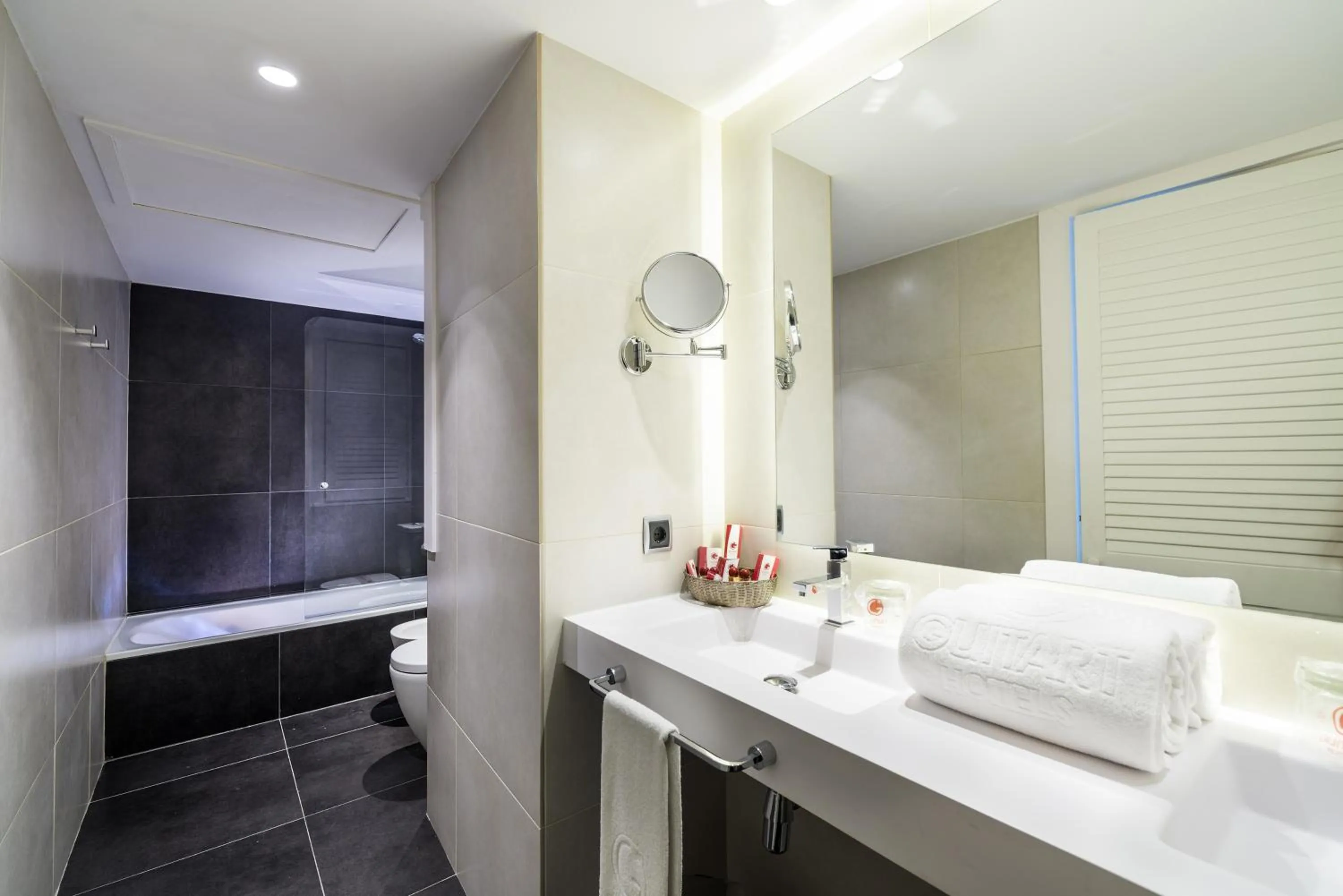 Single Room in Guitart Grand Passage