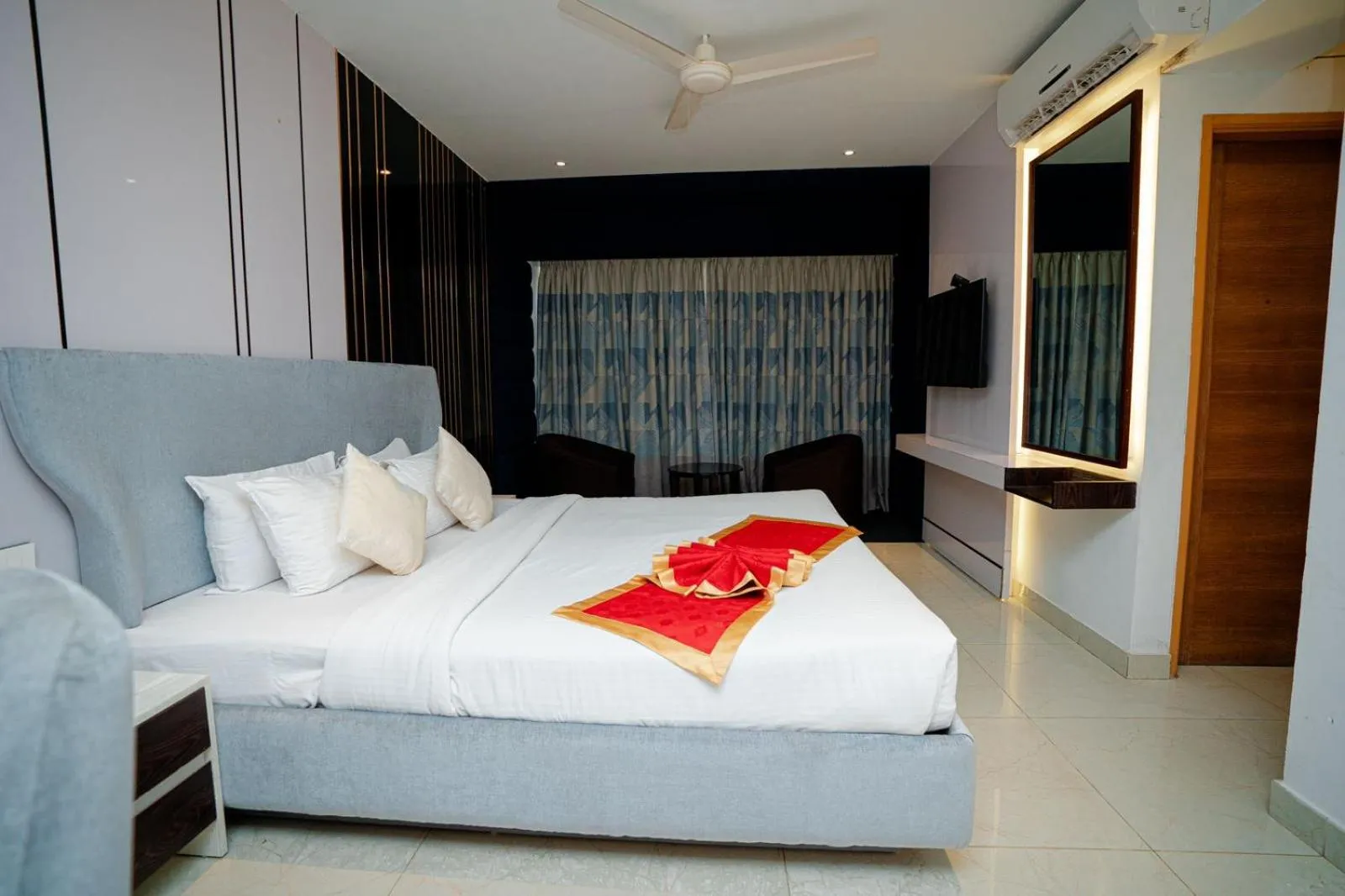 Superior Single Room in Royal Raj Hotel