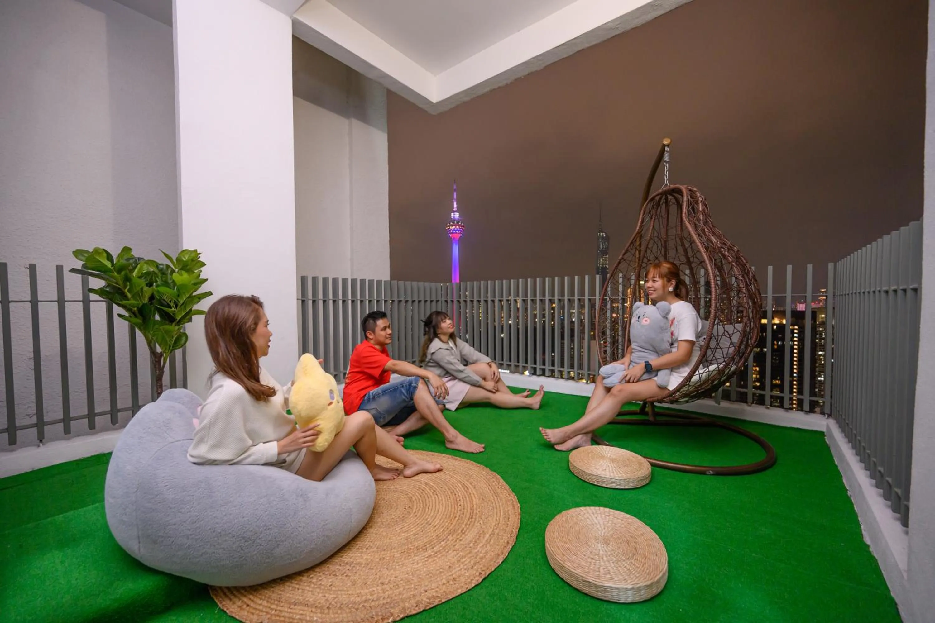 Apartment with Terrace in Greystone Colony KLCC