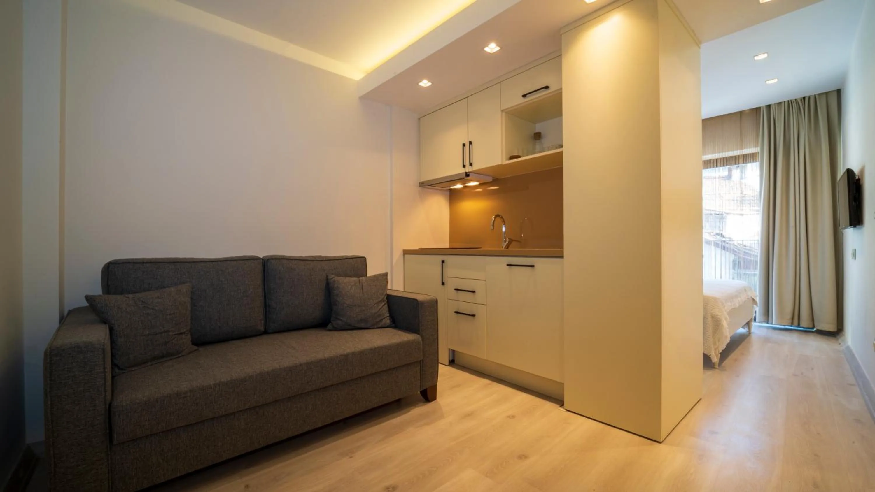 Triple Room with Mountain View in Rooms365