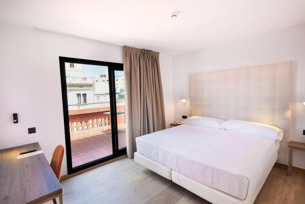 Superior Double or Twin Room with Terrace in Caledonian