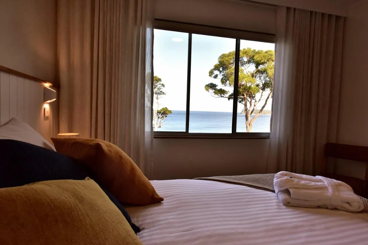 Superior Double Room with Ocean View in Lufra Beachside Hotel