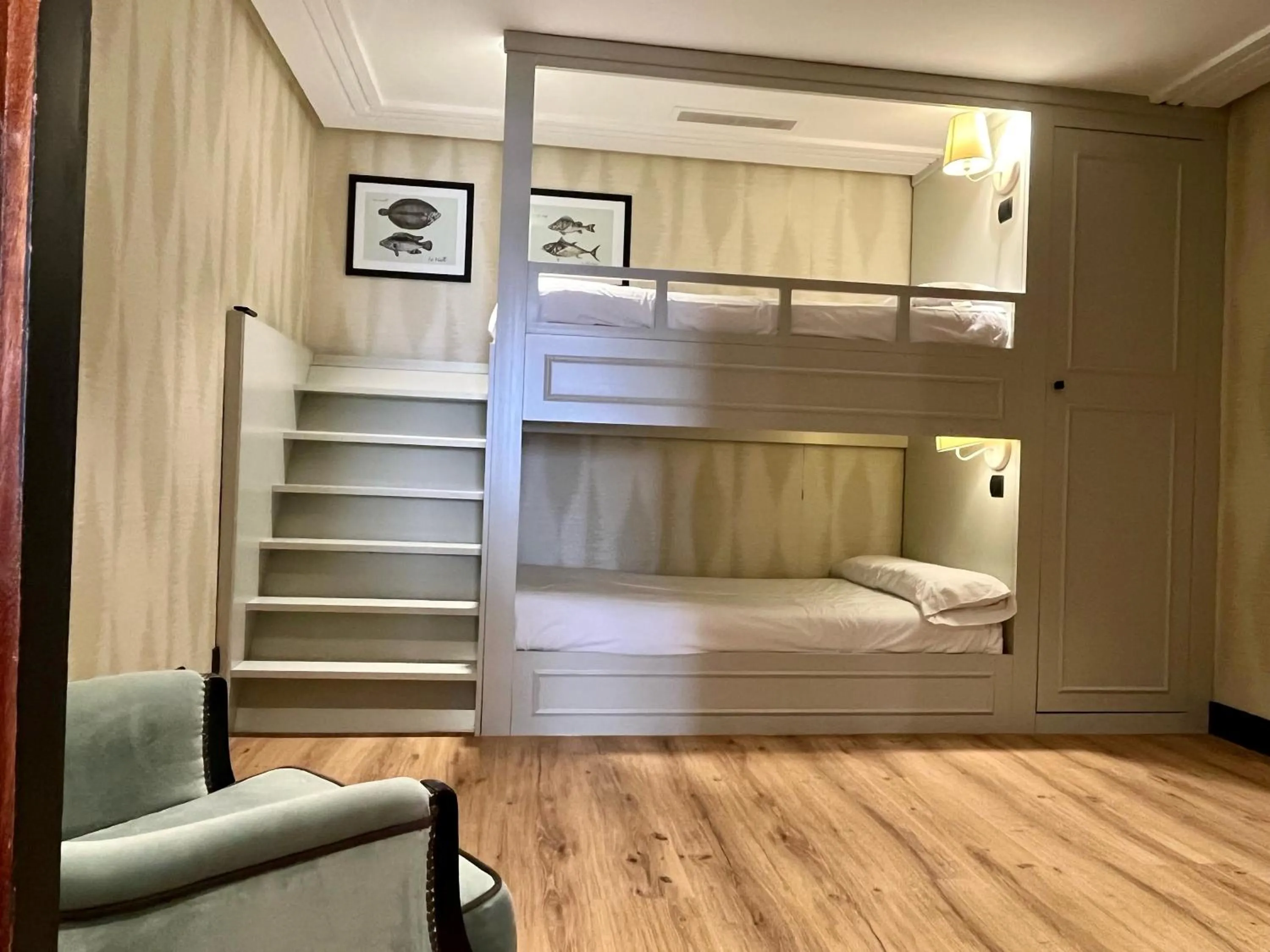 Family Room (2 Adults + 2 Children) in Hotel Bahía