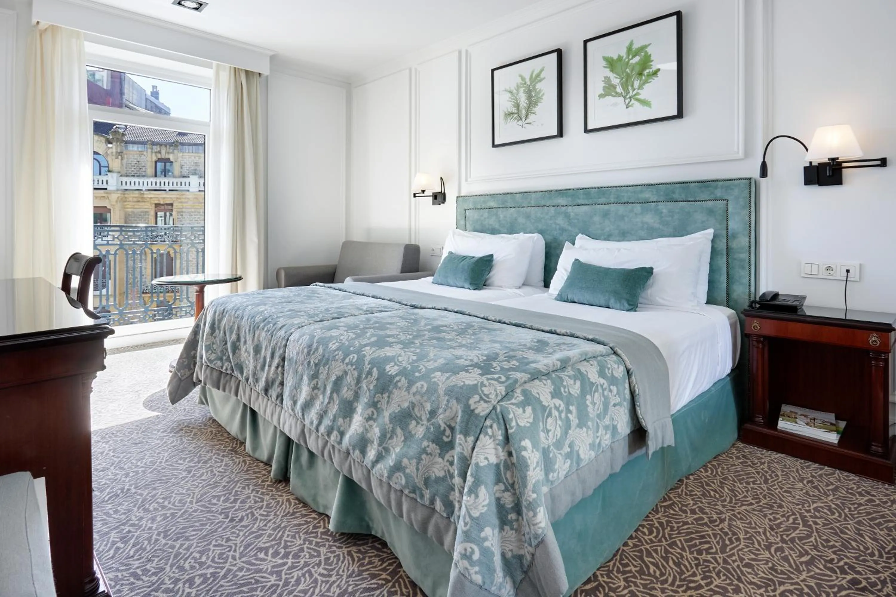 Classic Double or Twin Room with City View in Hotel de Londres y de Inglaterra