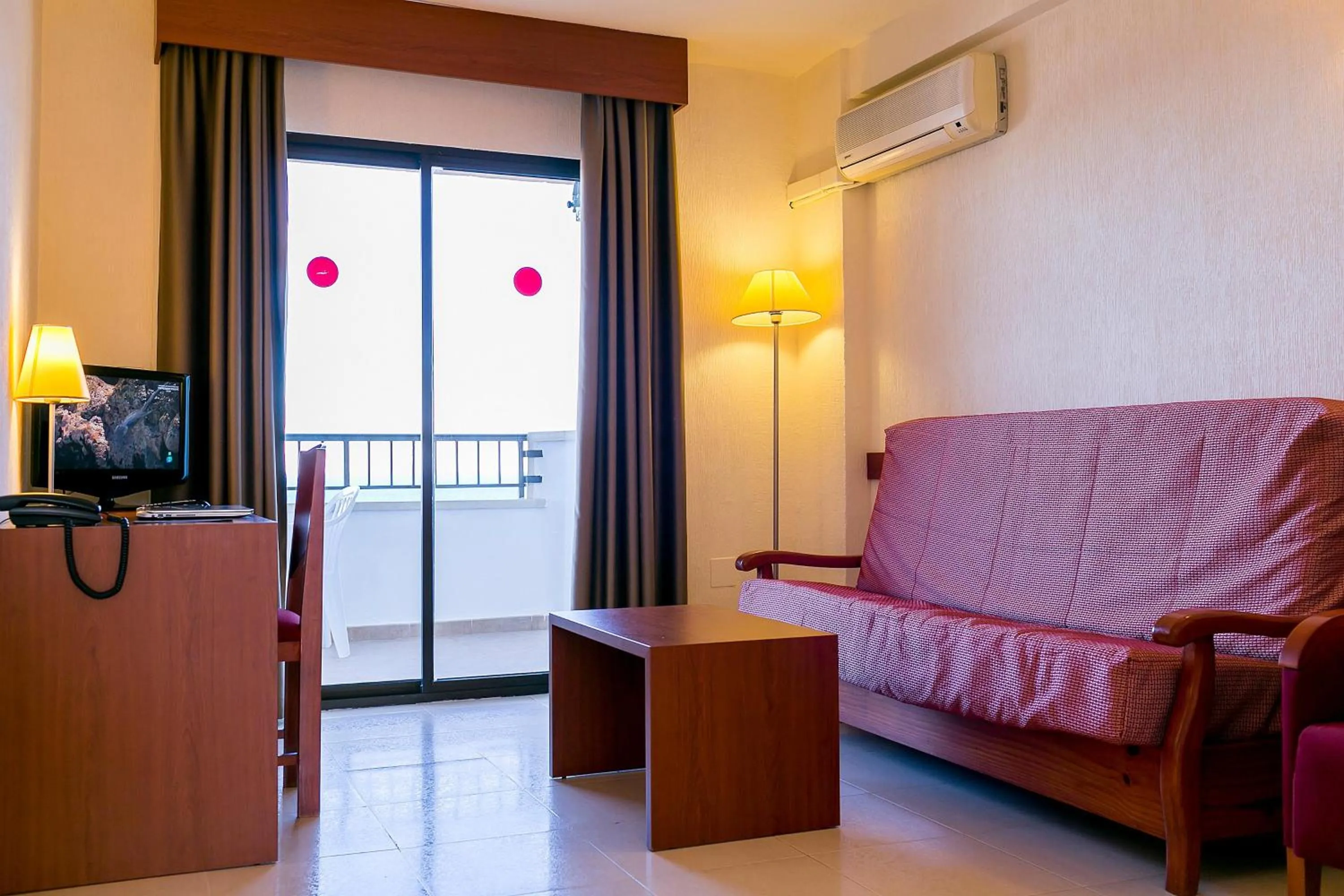 Junior Suite with Sea View in Hotel Playas de Torrevieja