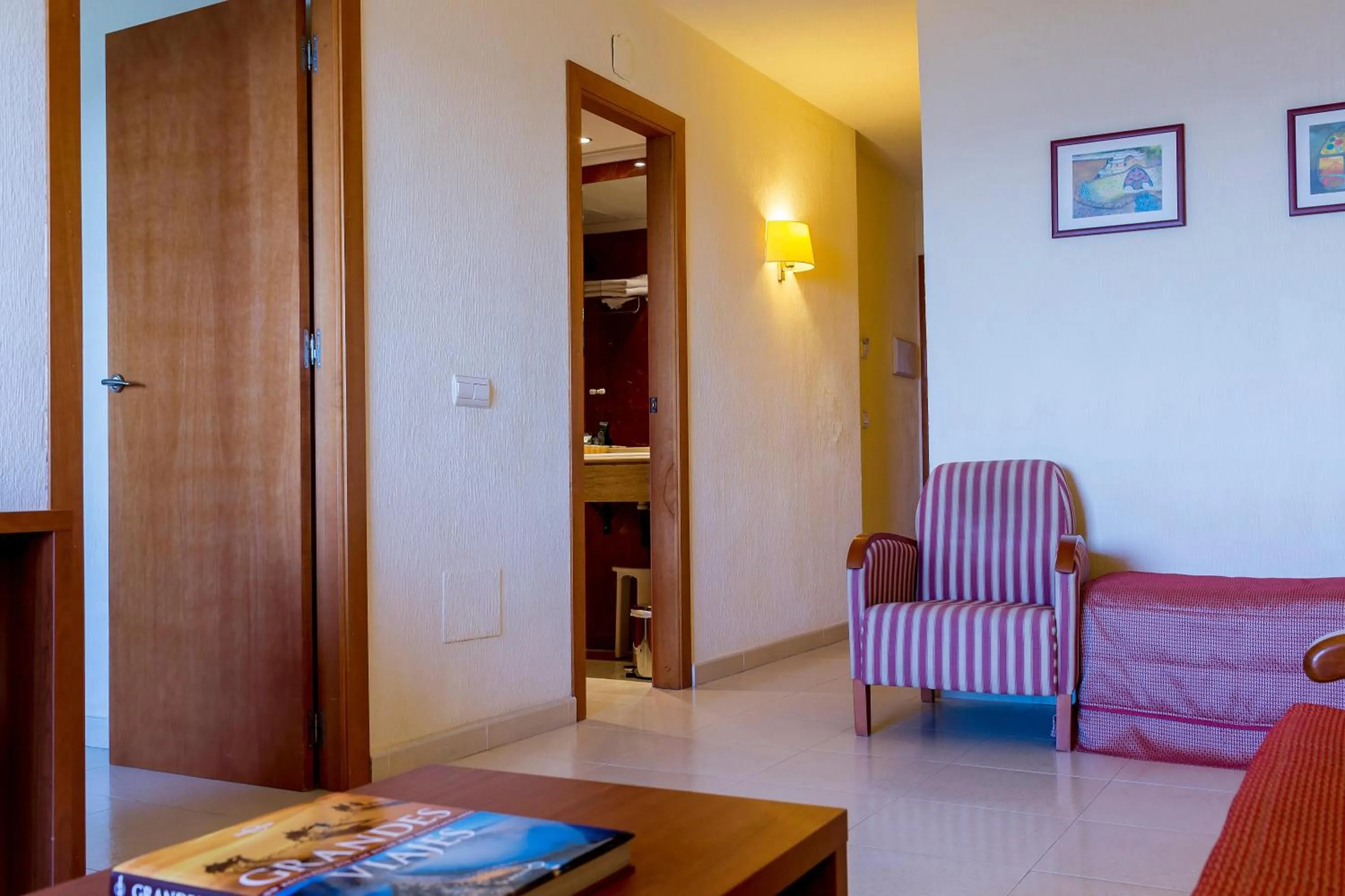 Single Room in Hotel Playas de Torrevieja