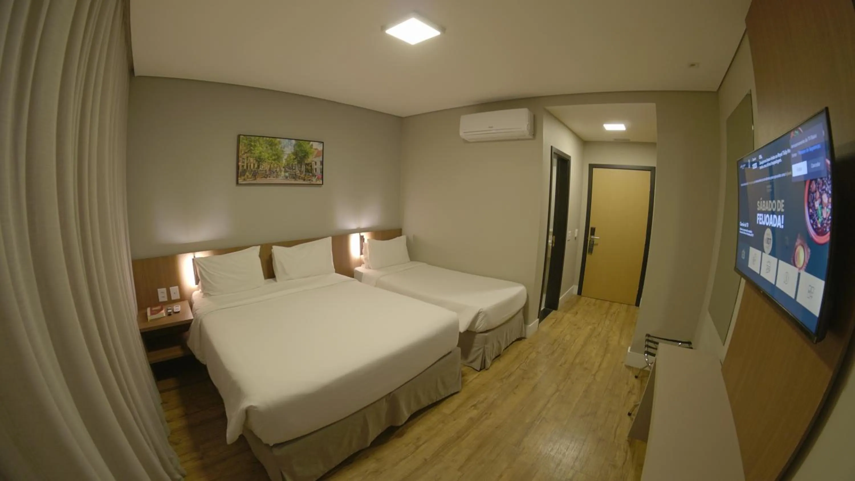 Standard Triple Room in Royal Tulip Holambra