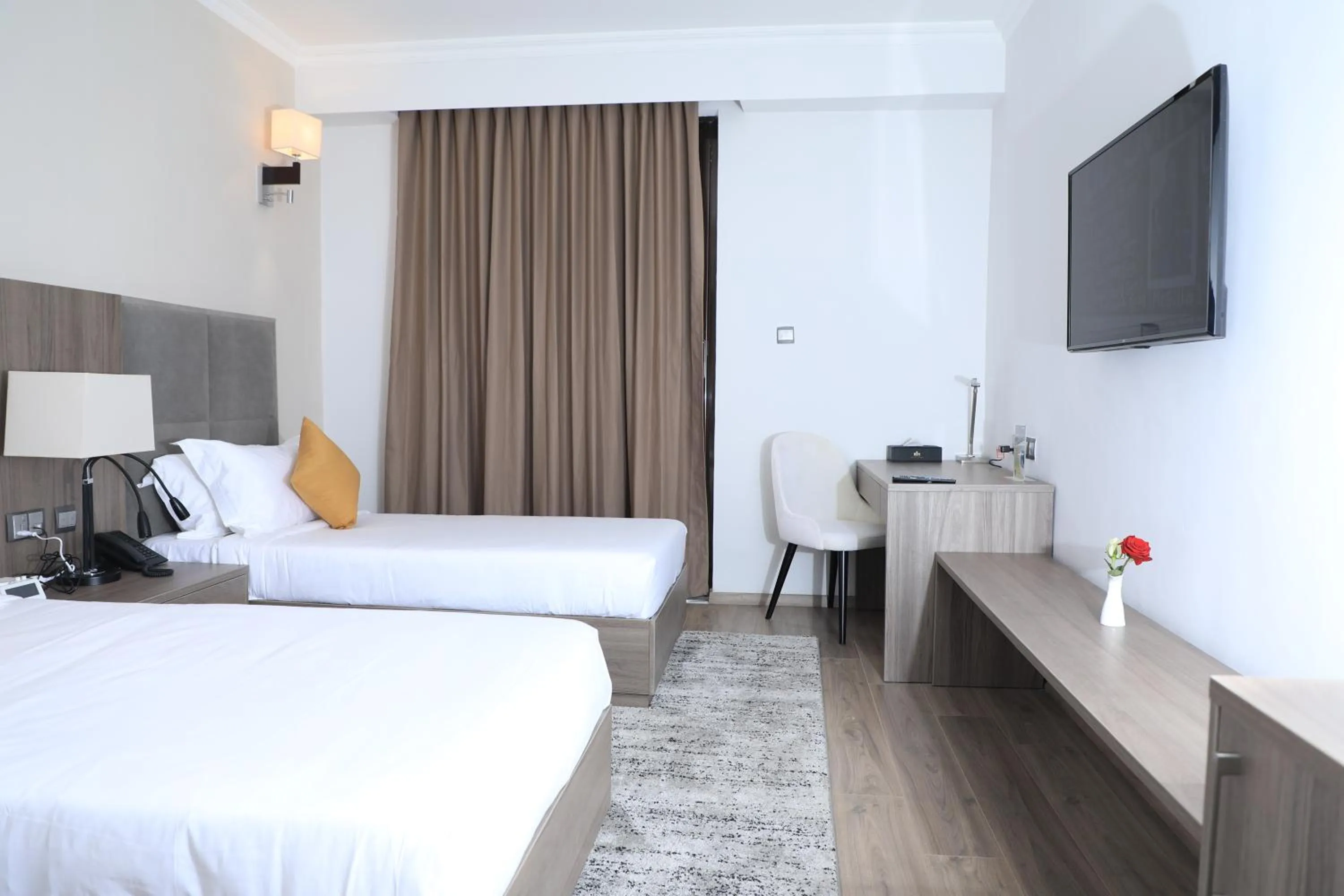 Standard Twin Room in TH BonRoyal Hotel