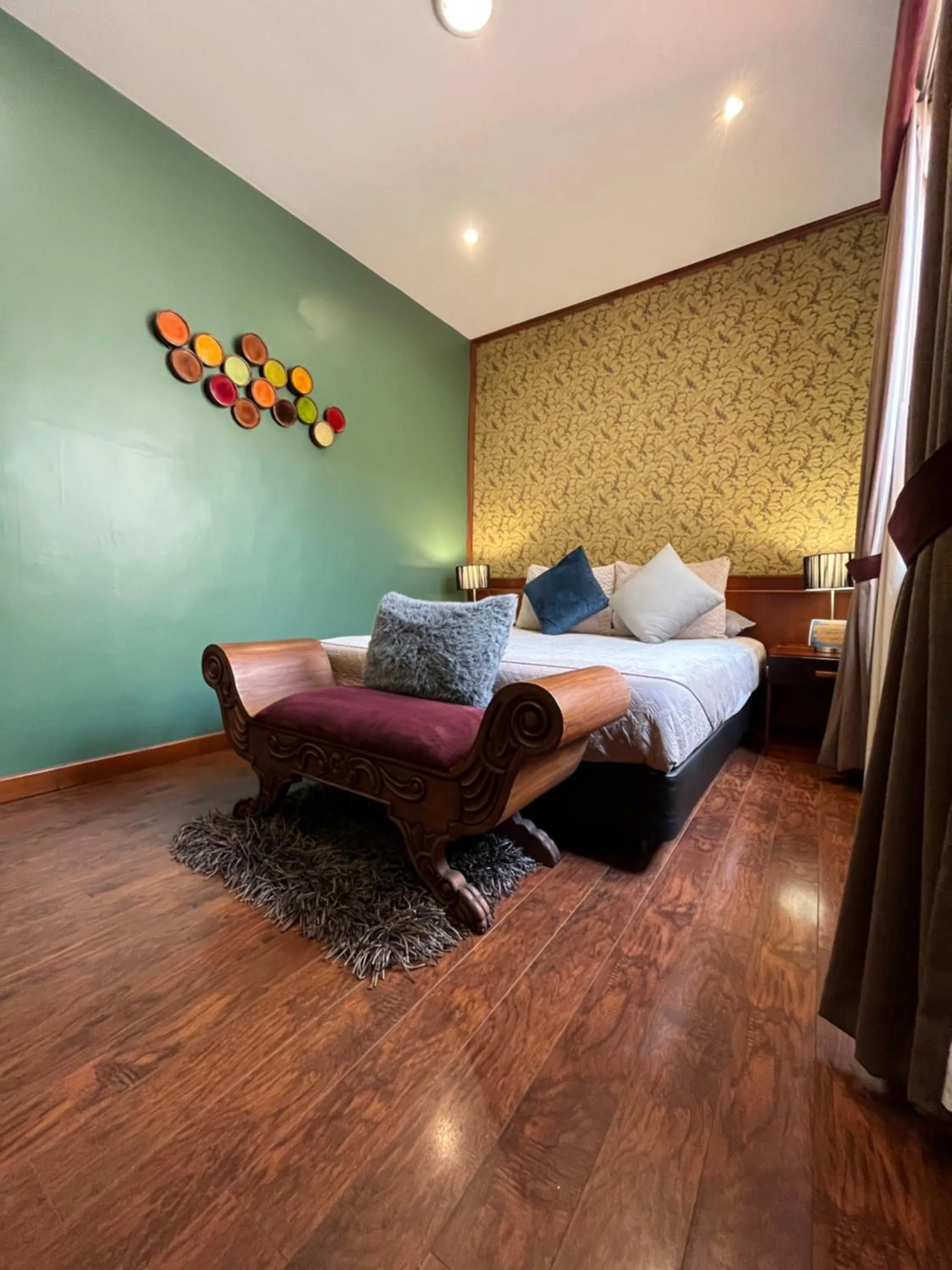 Superior Queen Room in Pepe's House Cuenca I Hotel & Boutique Hostel