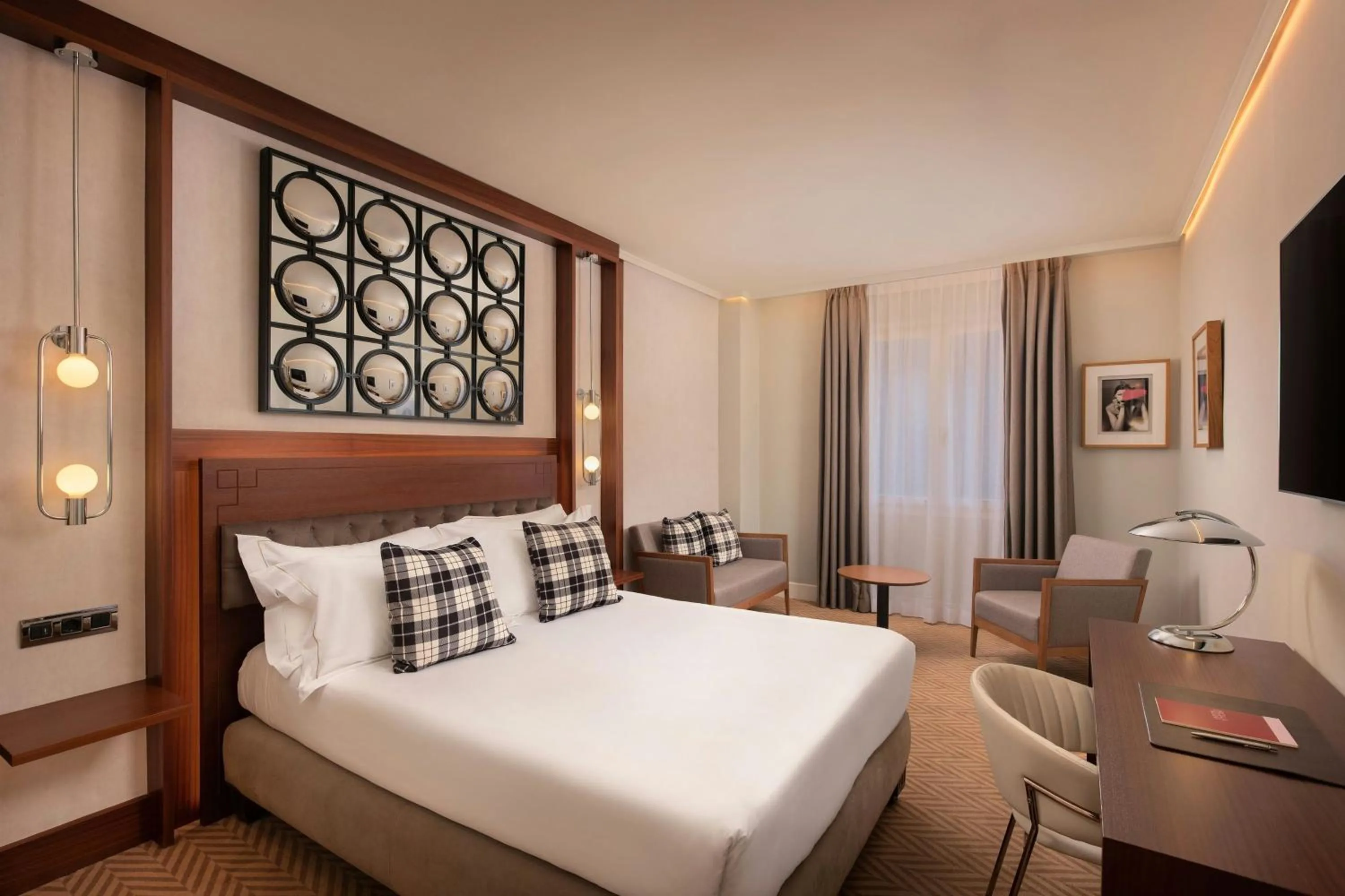 Guest Room with Double Bed in Hotel Ercilla de Bilbao, Autograph Collection