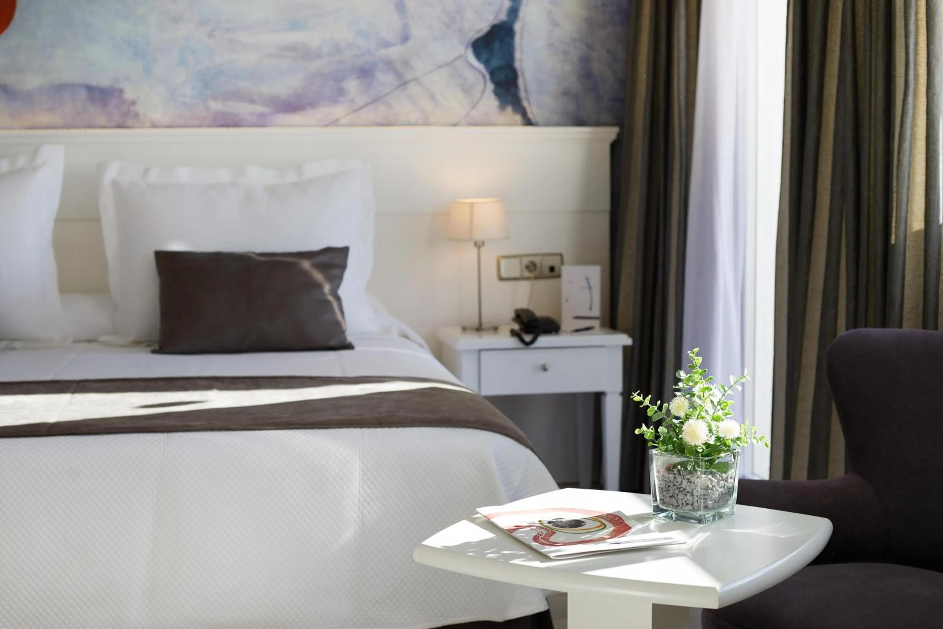 Deluxe Double or Twin Room with Sea View in Hotel Joan Miró Museum