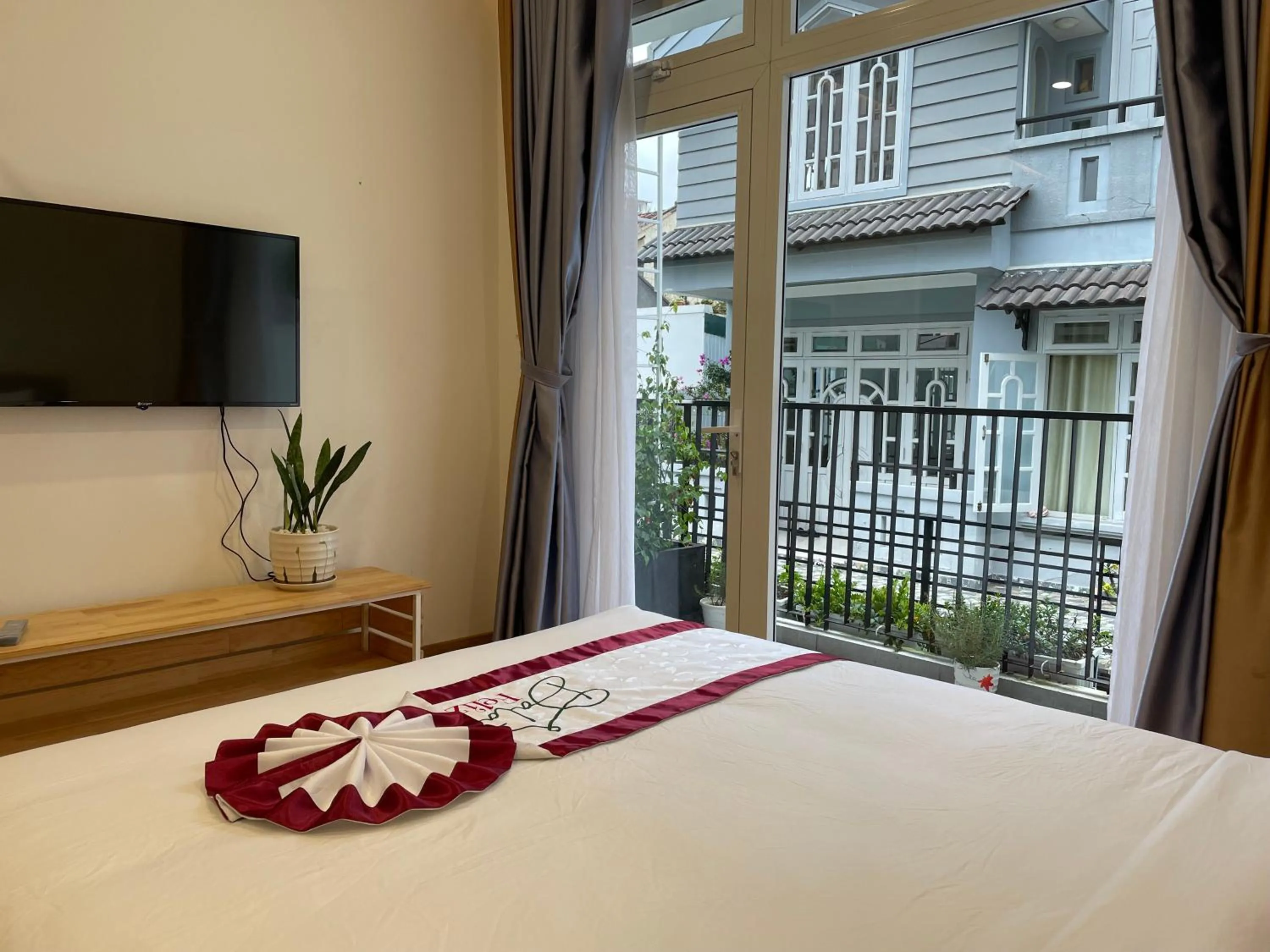Studio with Balcony in Feliz Dalat Homestay