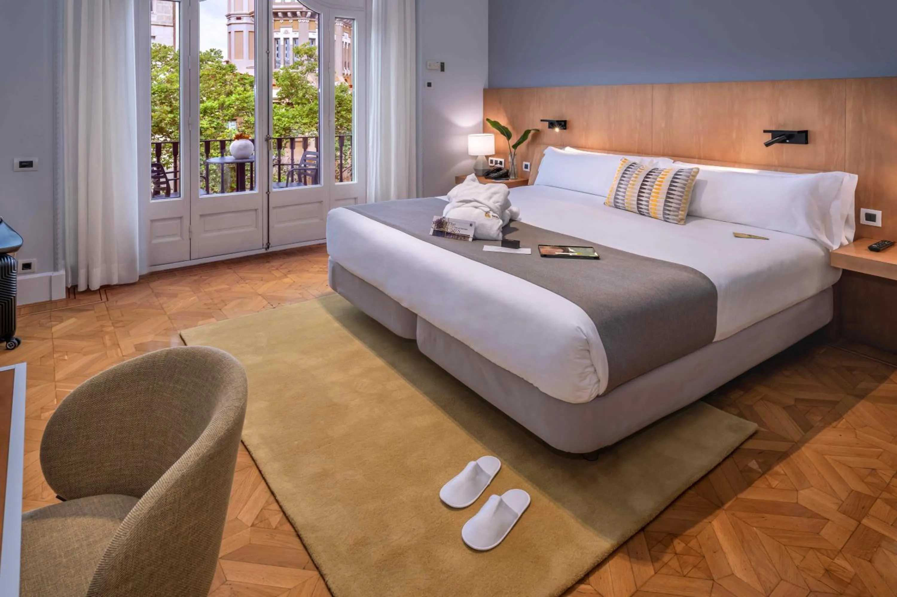 Deluxe Suite in Hotel SERHS Rivoli Rambla