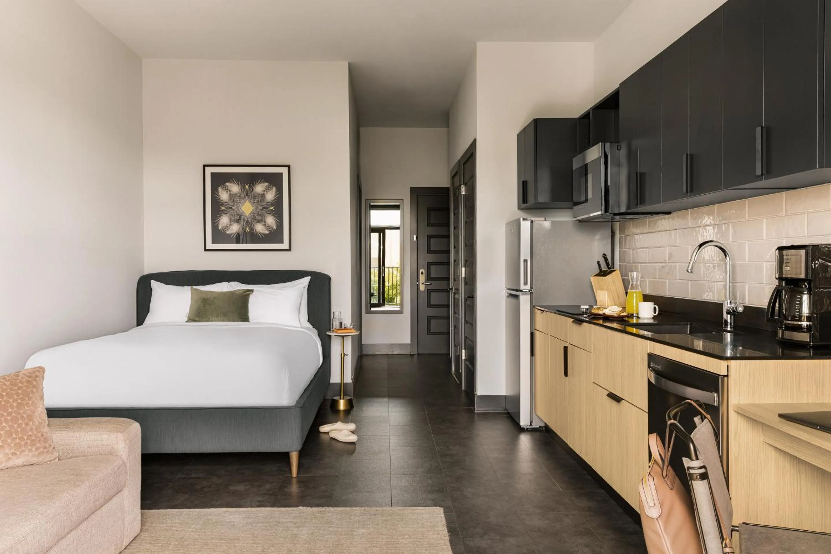 Deluxe Double Room with Balcony in Sonder The Chorus