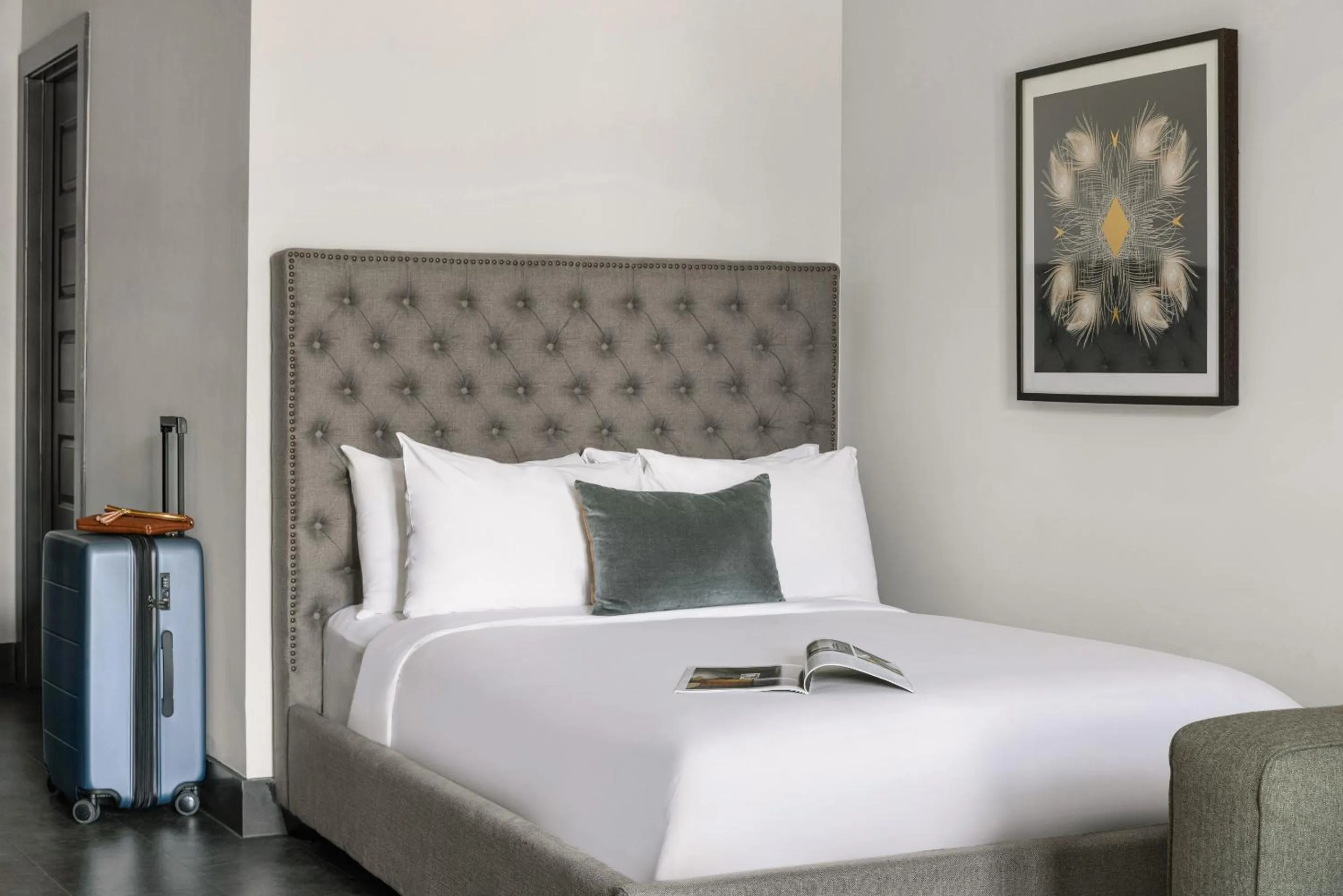 Double Room in Sonder The Chorus