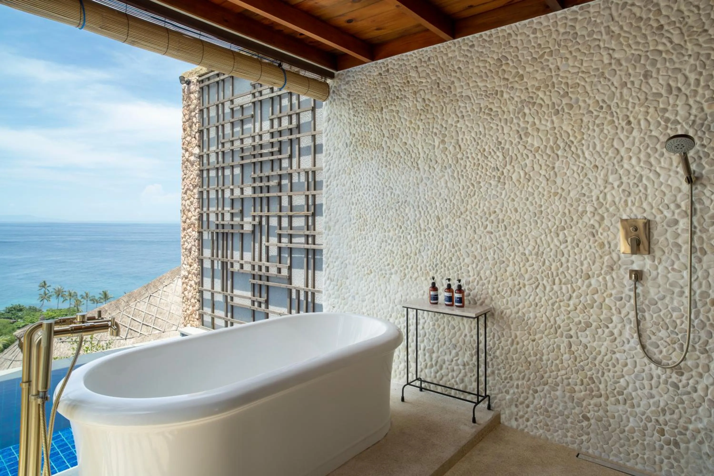 Luxury Villa 2-Bedroom Pool Ocean View in Kalandara Resort Lombok