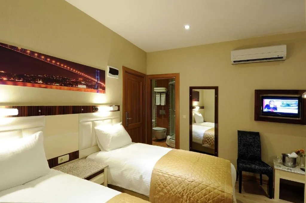 Double or Twin Room in The City Port Hotel