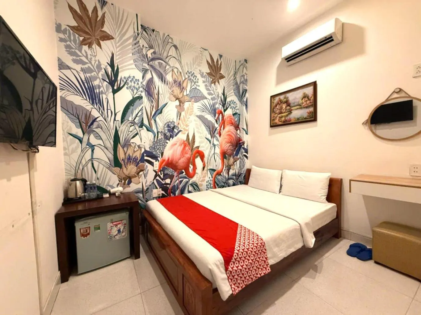 Superior Double Room in Nu Hotel - 18 Bui Vien Walkstreet