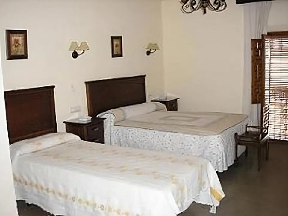 Triple Room in Hostal Colon Antequera