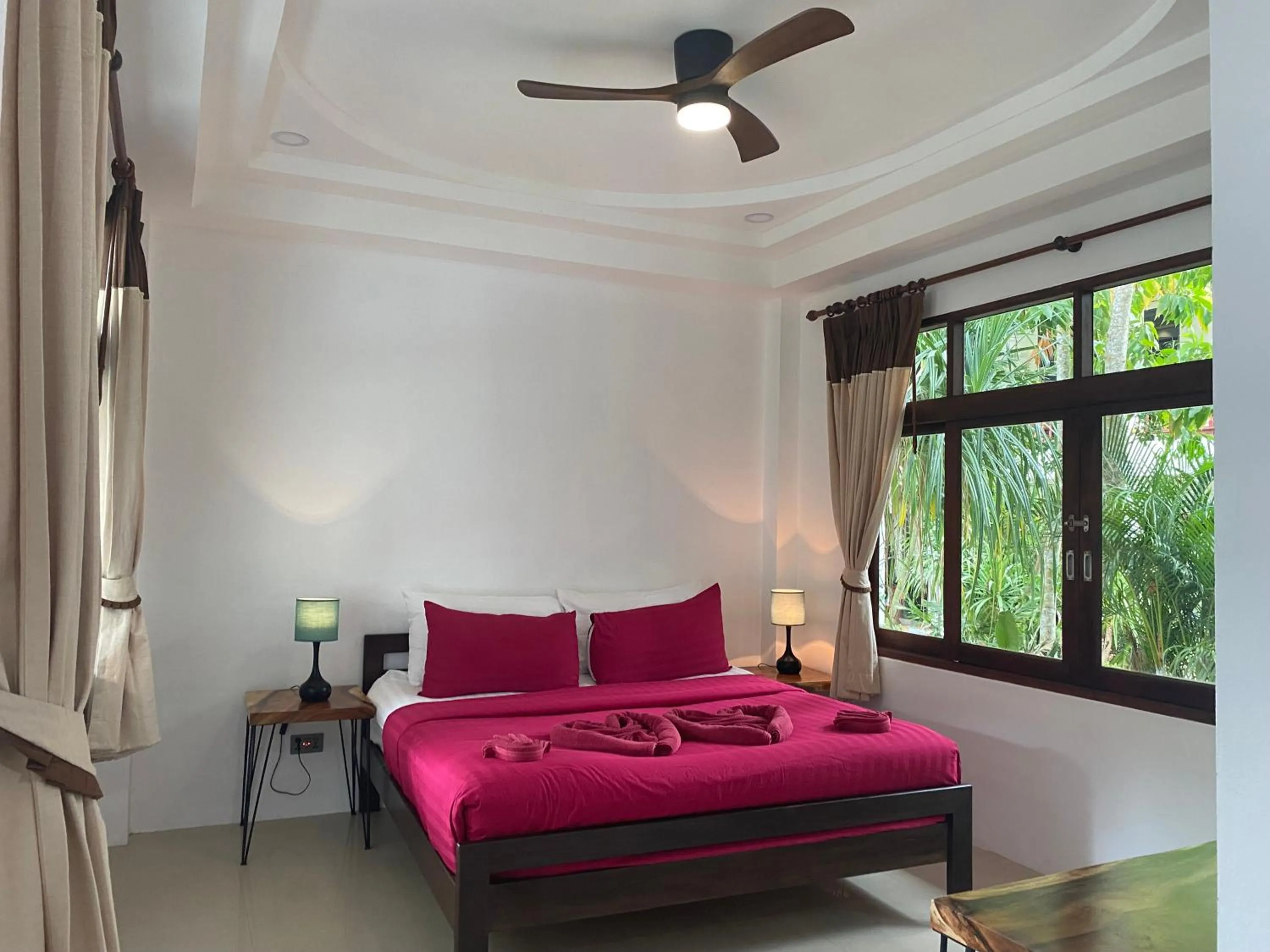 Standard Double Room in Amara Beach Resort Koh Phangan