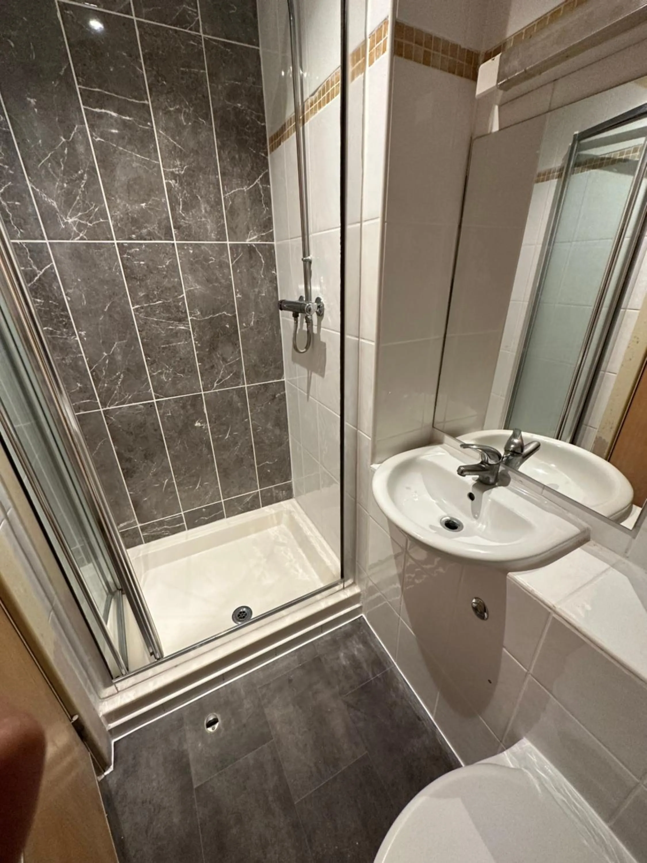 Single Room with Ensuite Bathroom in Berkeley Court Hotel