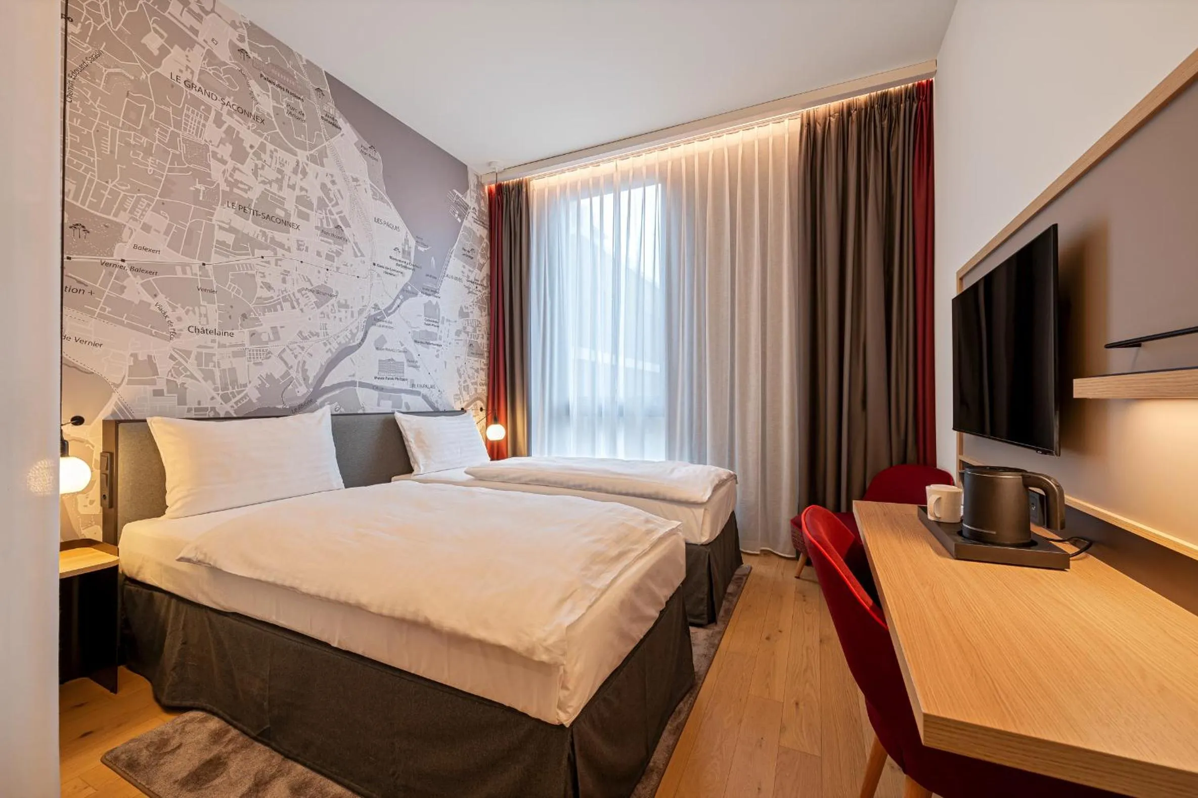 Twin Room in IntercityHotel Geneva
