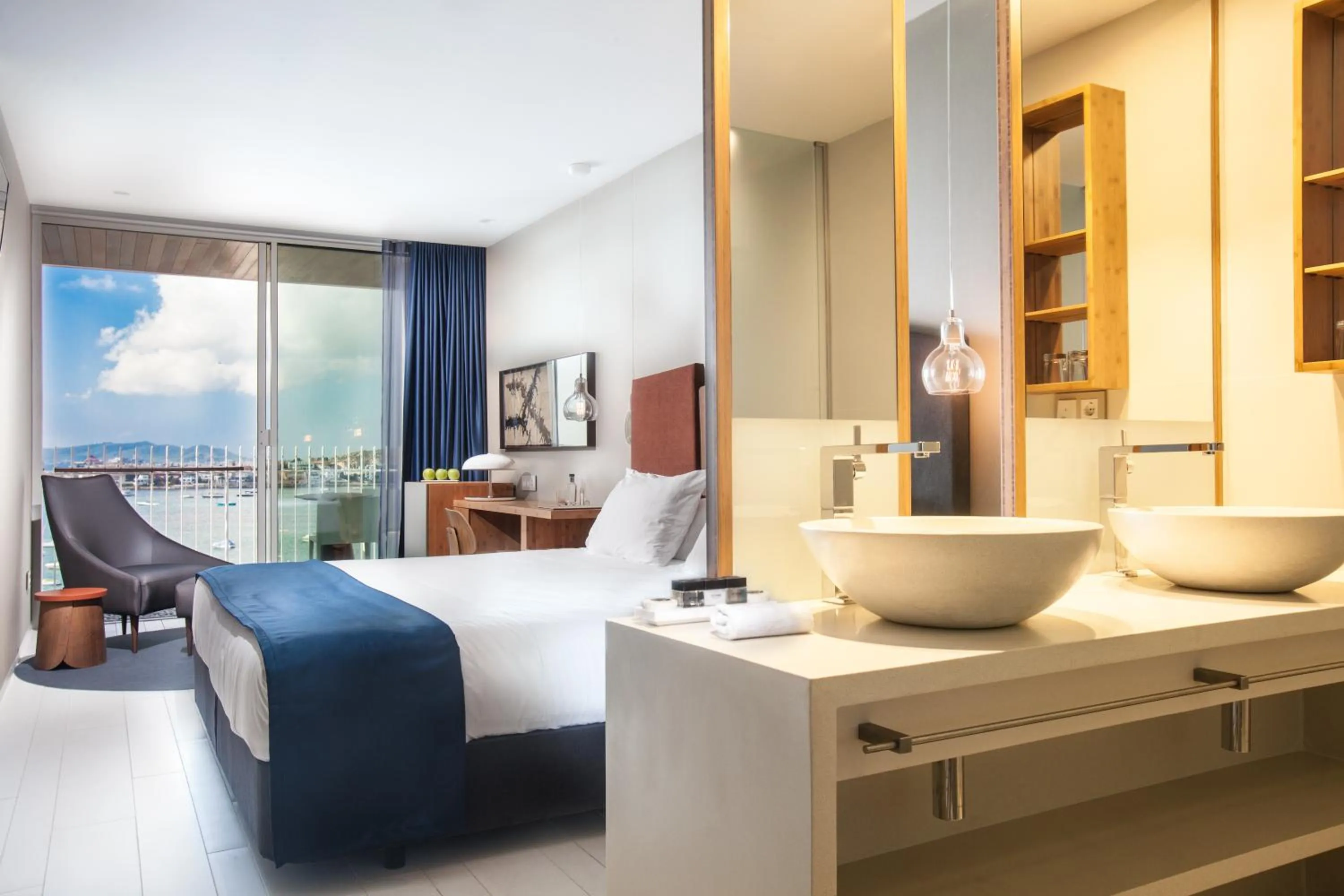 Deluxe Double Room with Sea View in Ocean Drive Talamanca