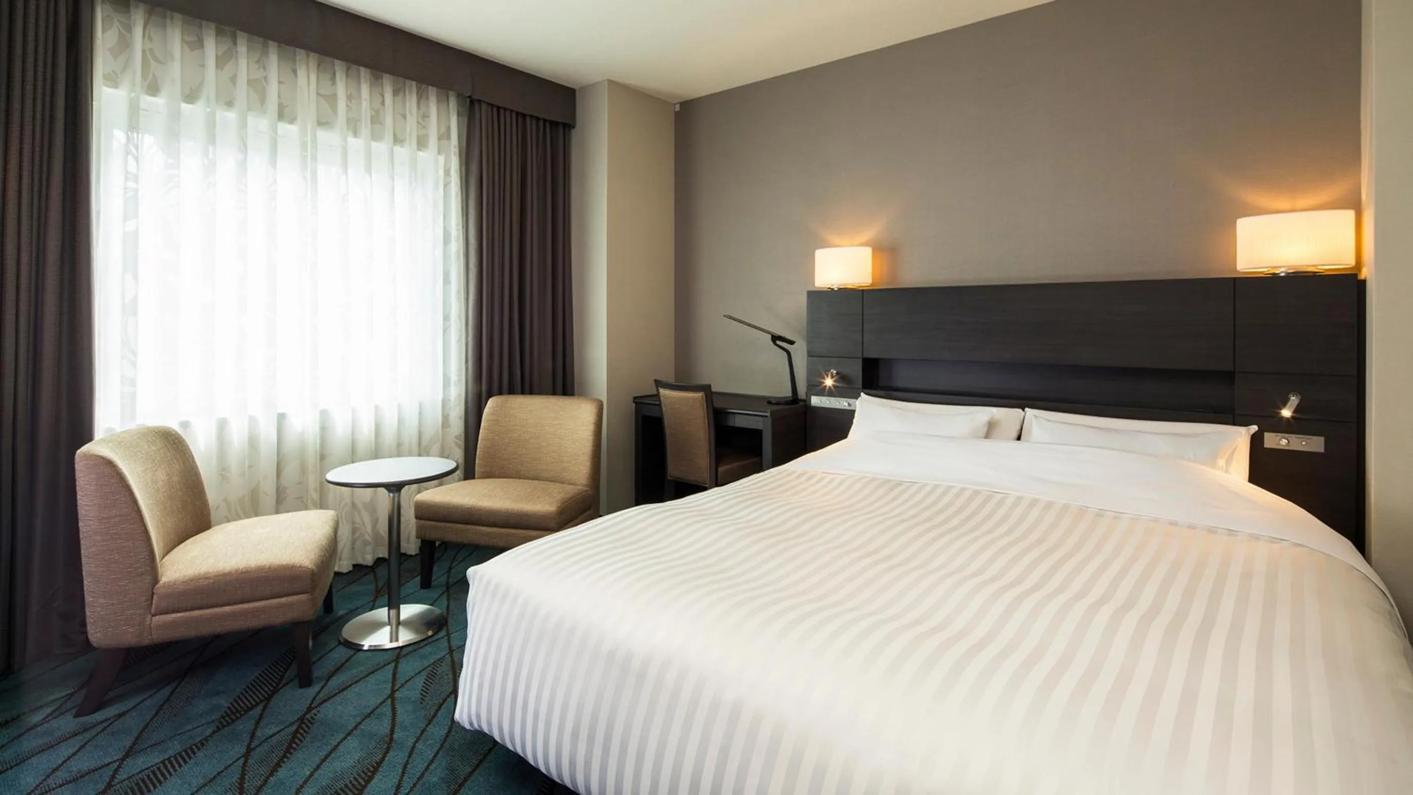 Double Room (1 Adult) - single occupancy - Non-Smoking in JR-East Hotel Mets Kawasaki