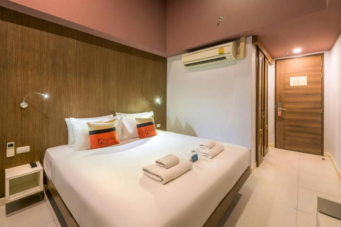 Standard Double Room with no window in Centro One Patong