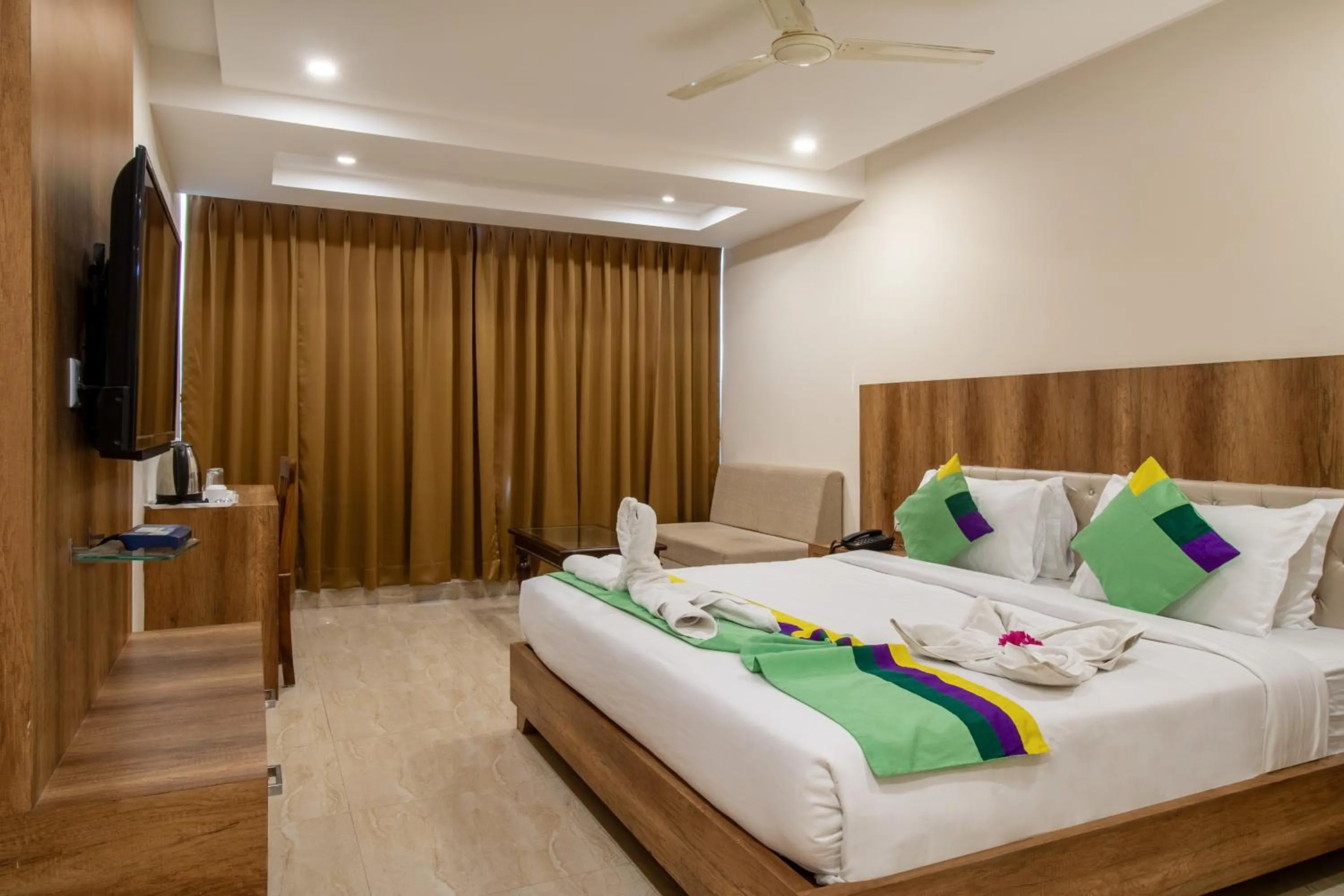 Deluxe Room - single occupancy in Treebo Sonal Palace, Near Umaid Bhawan Palace