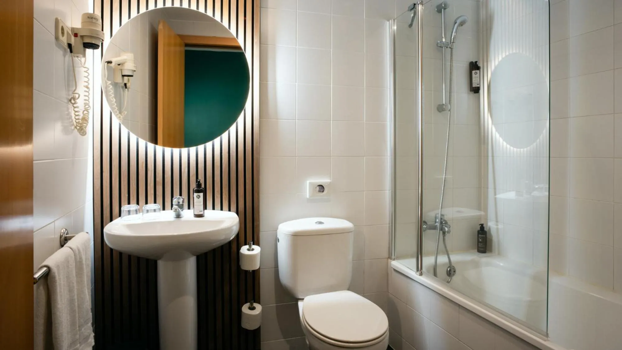 Standard Twin Room in Hotel Ramblas Internacional