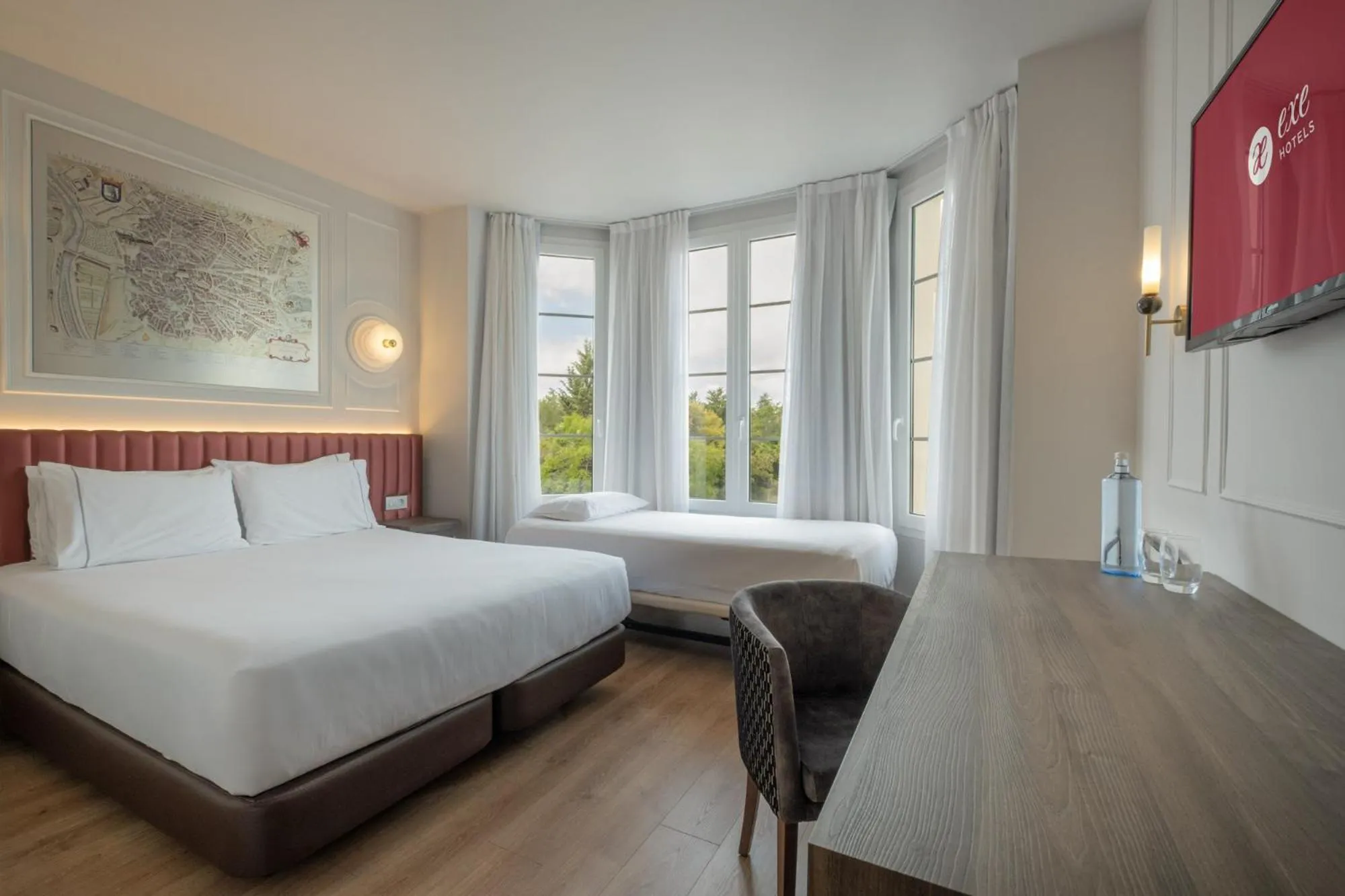 Triple Room in Exe Zarzuela Park