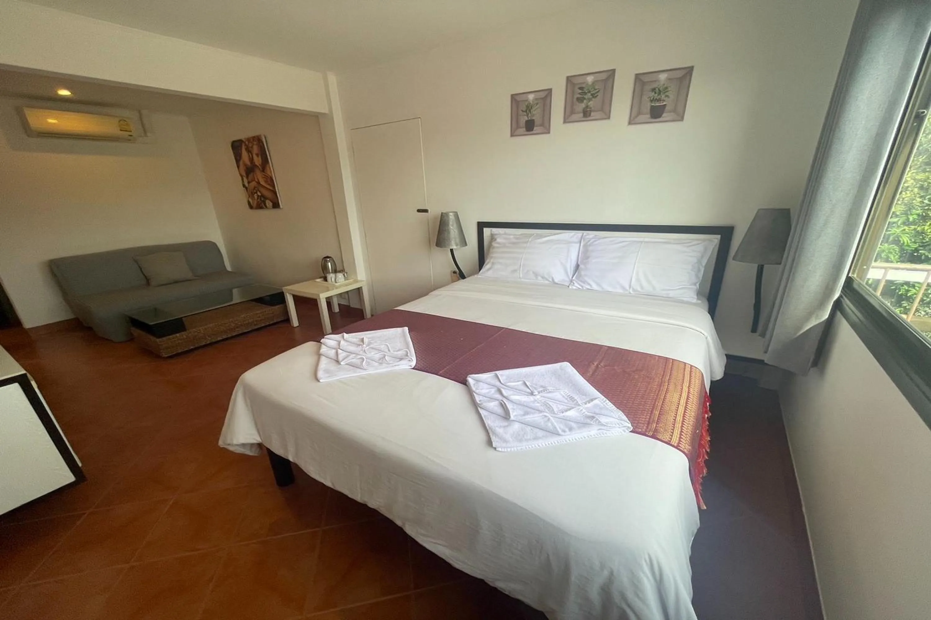 Deluxe Room in Swiss Villas Panoramic - SHA Certified