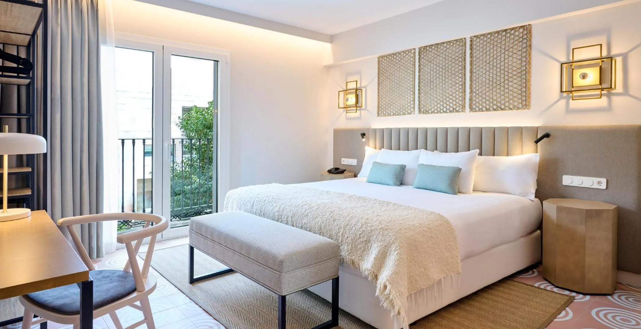 Double Room with Puerta Real View in Boutique Hotel Luna Granada Centro