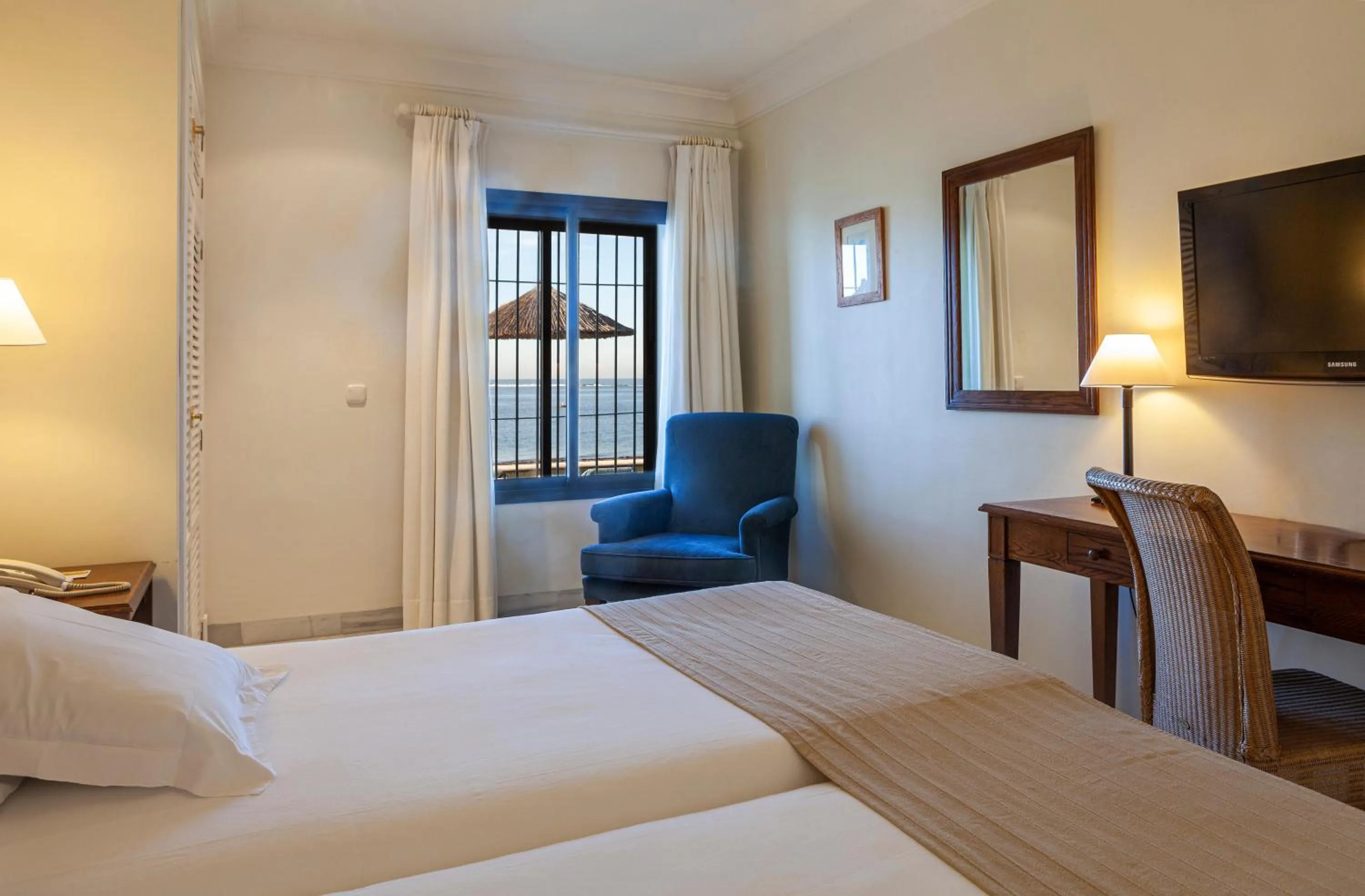 Junior Suite in Playa de la Luz