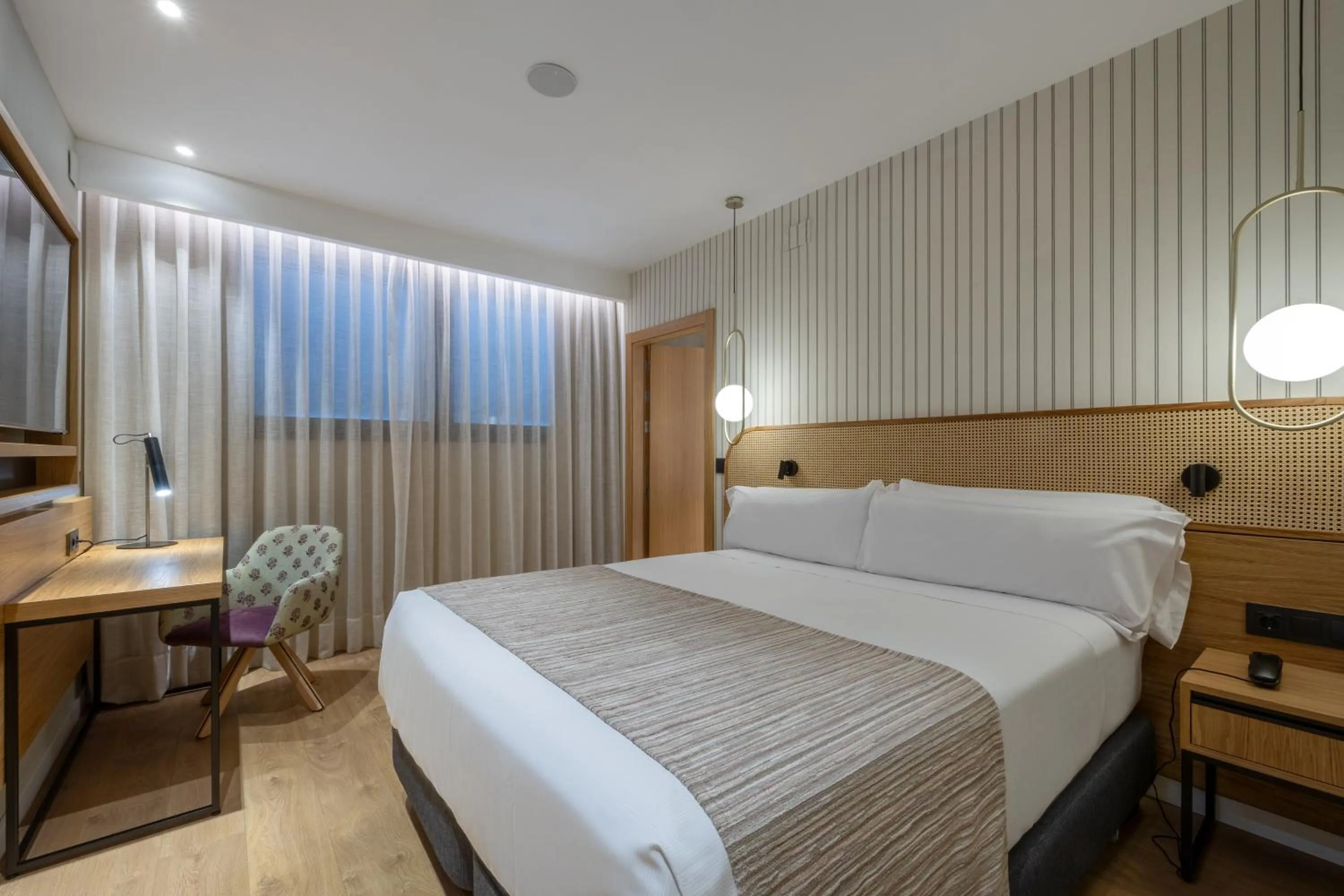 Single Room in Catalonia Diagonal Centro