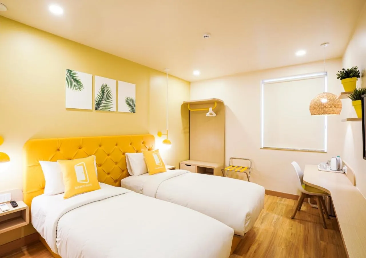 Standard Twin Room - single occupancy in Bloom Hotel - Bengaluru Airport