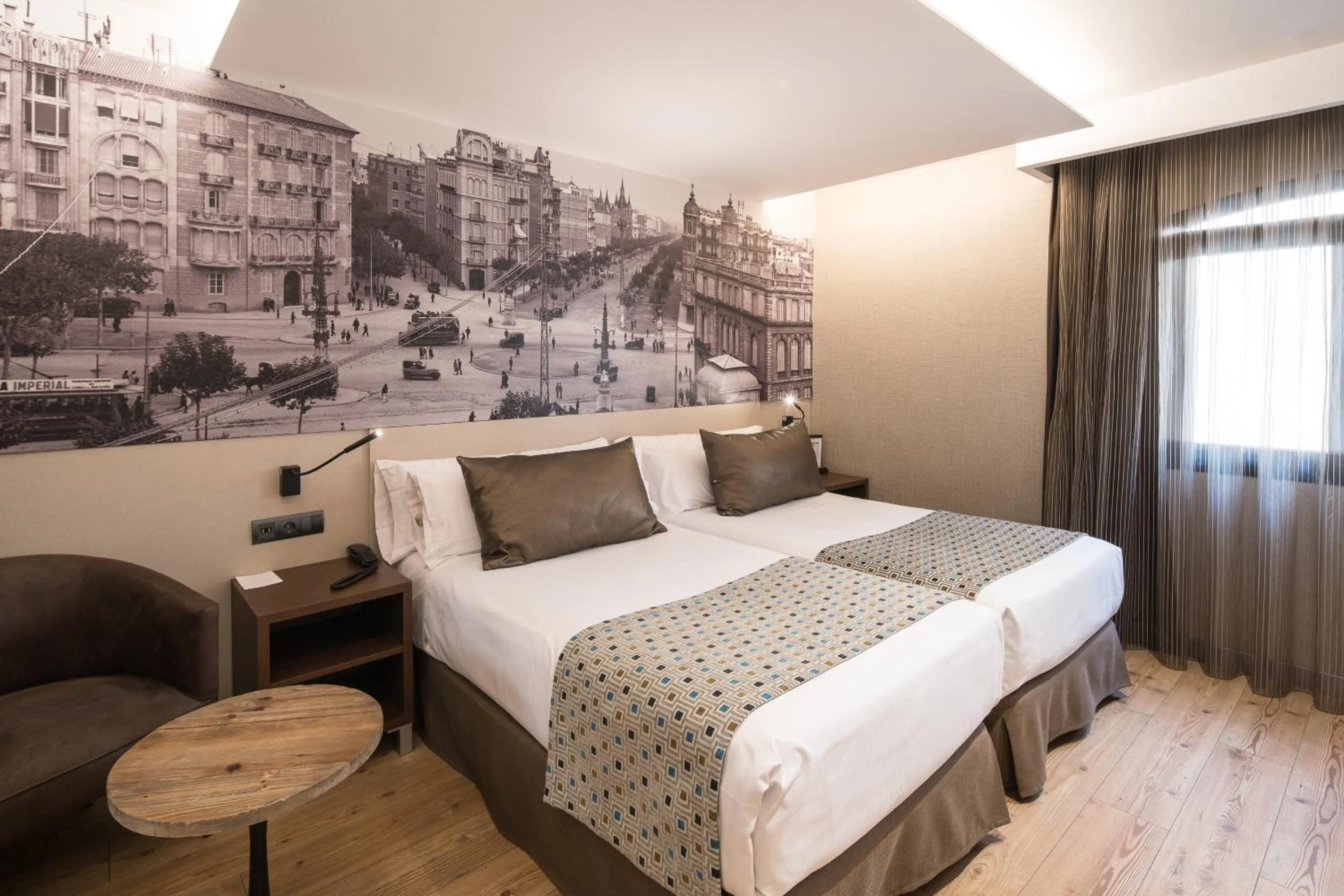 Superior Double Room in Catalonia Born
