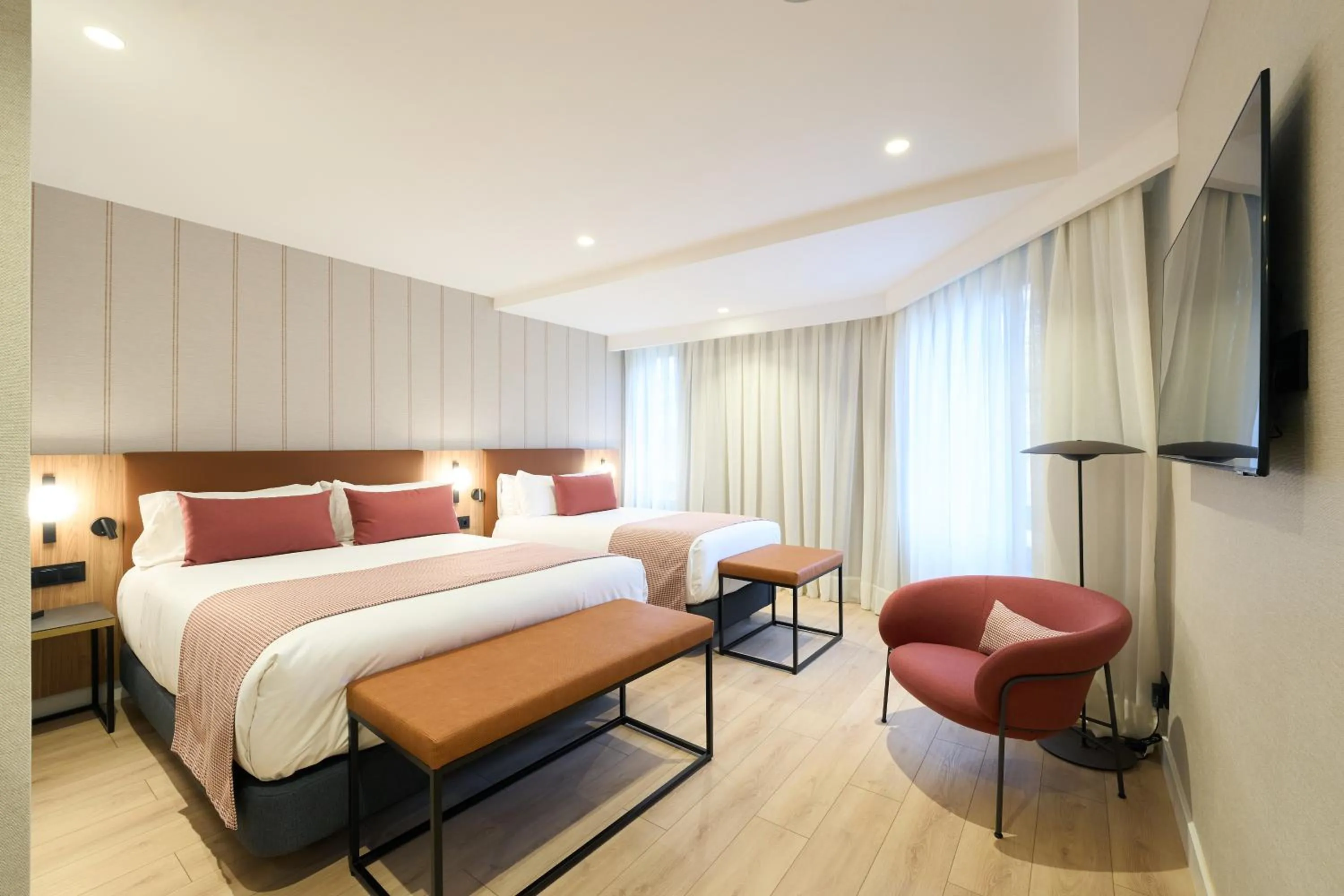 Premium Triple Room in Catalonia Barcelona 505