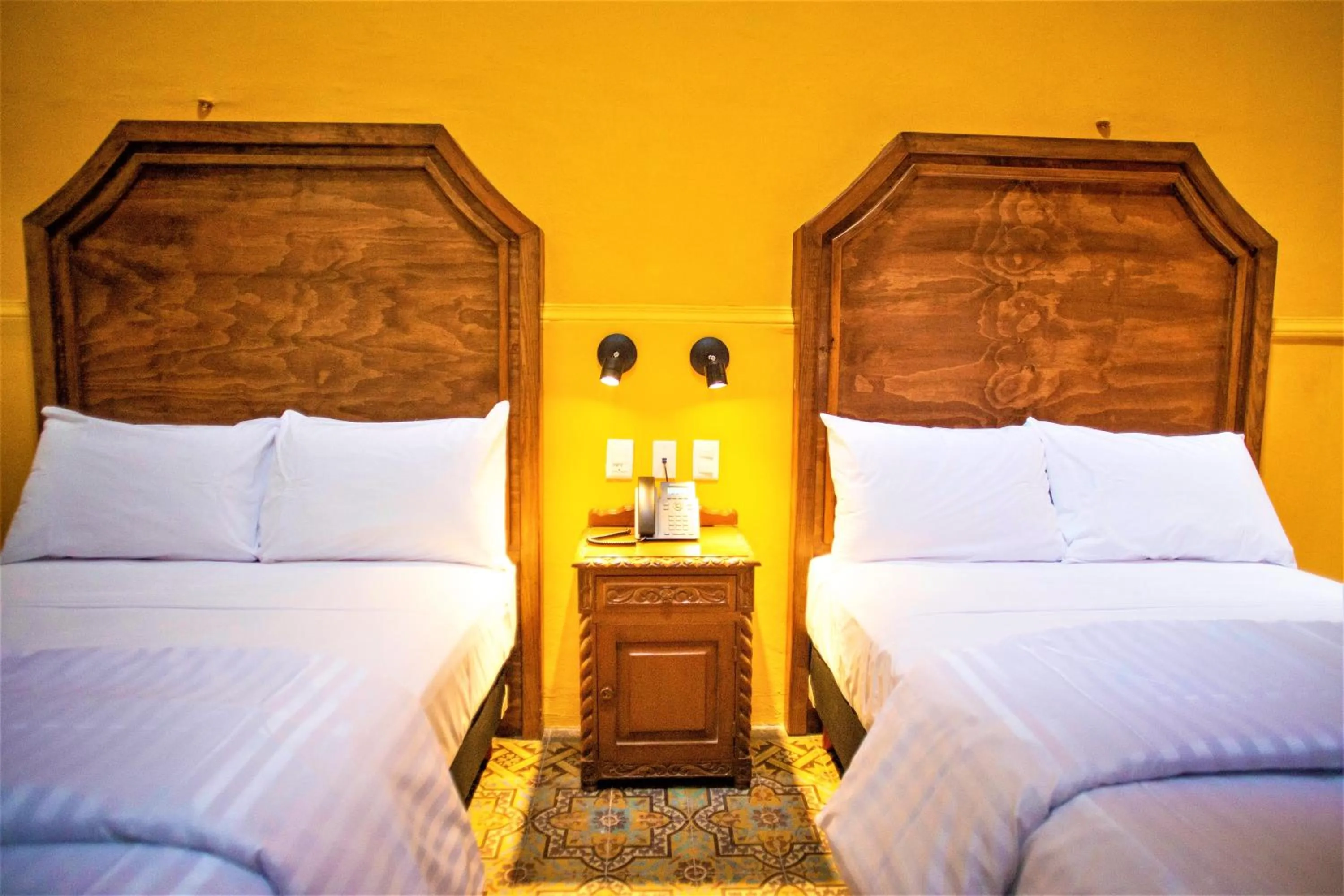 Double Room with Two Double Beds in Hotel Real Toledo by Kavia