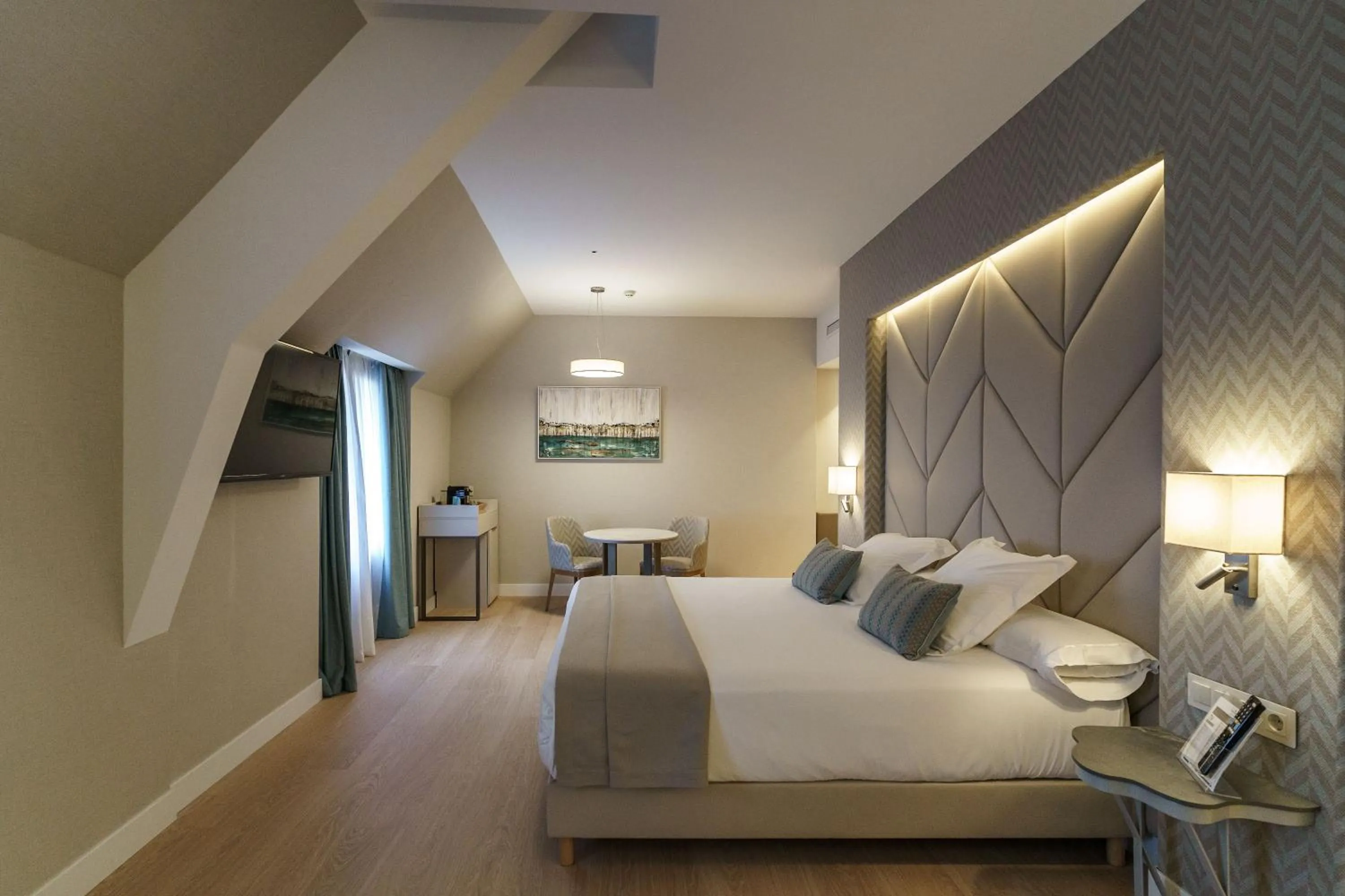 Superior Double or Twin Room in Hotel Carlton