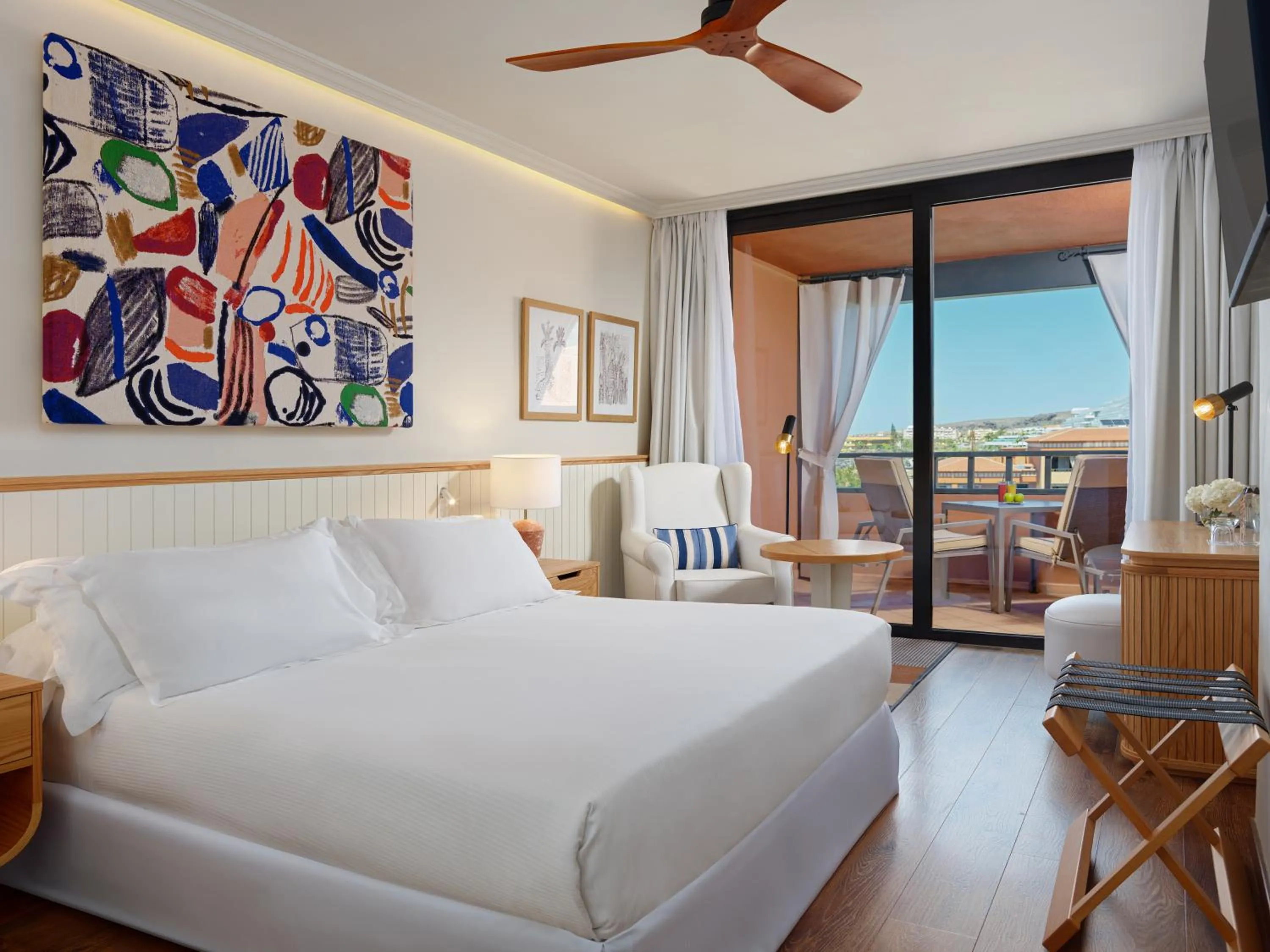 Privilege Double Room (2 Adults + 1 Child) in H10 Costa Adeje Palace