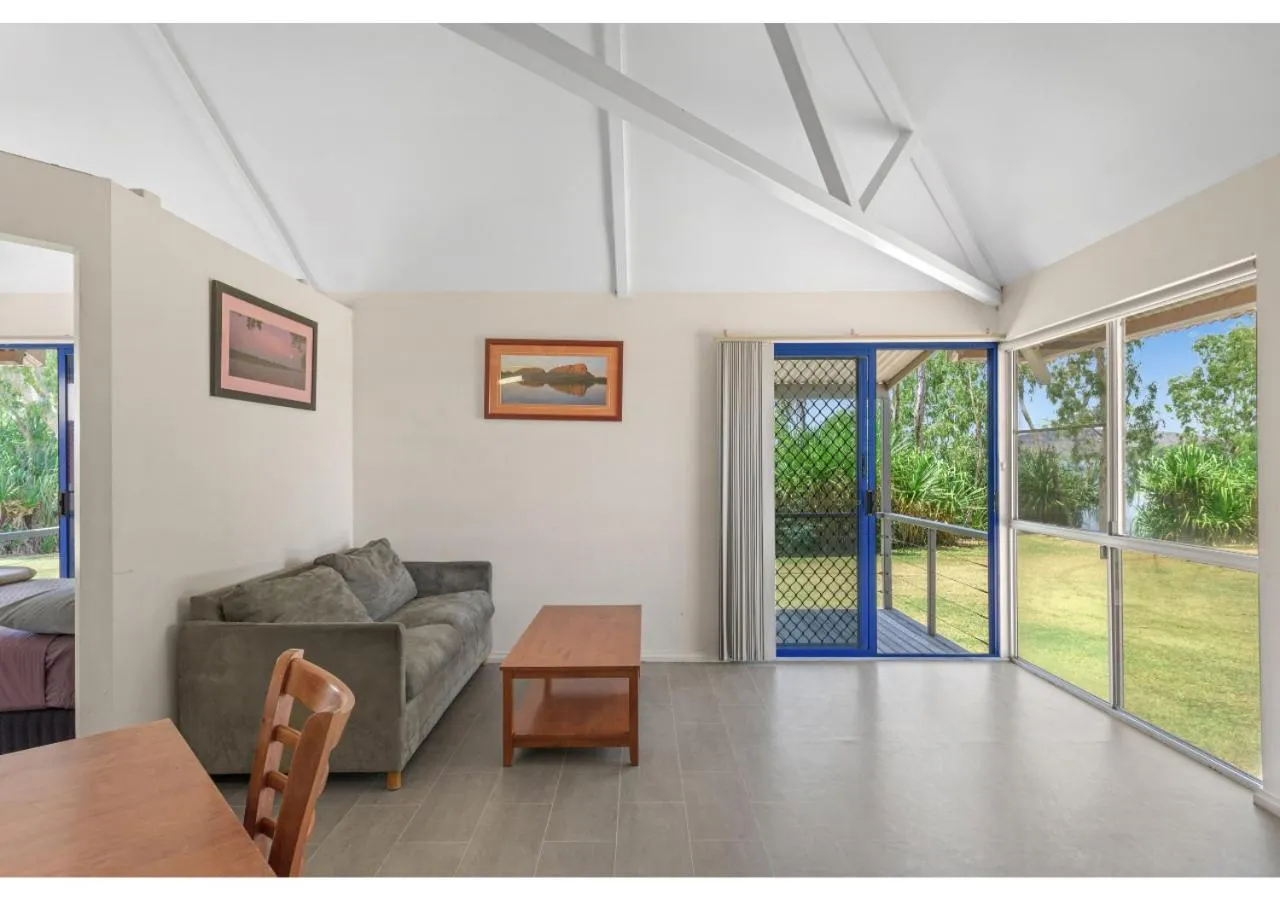 Standard Studio Cabin  in Discovery Parks - Lake Kununurra