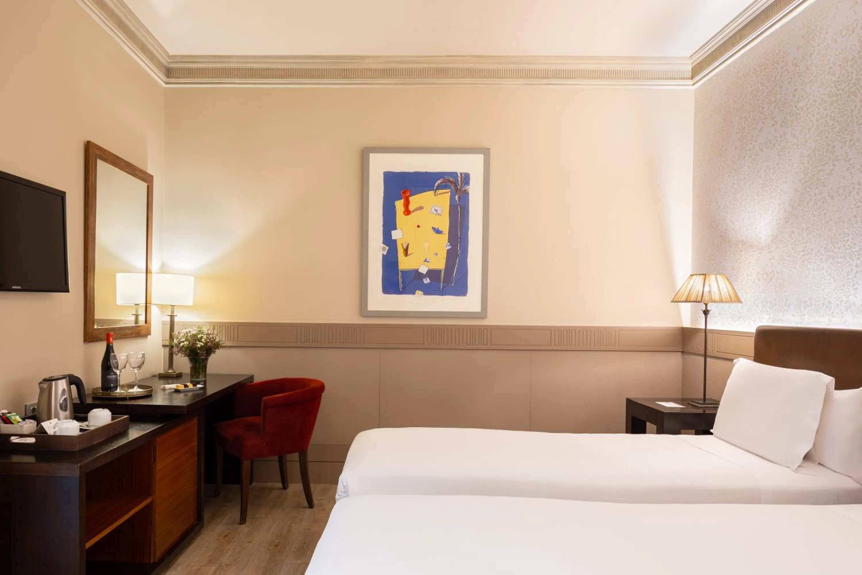 Standard Interior Room in Duquesa de Cardona Hotel 4 Sup by Grup Duquessa