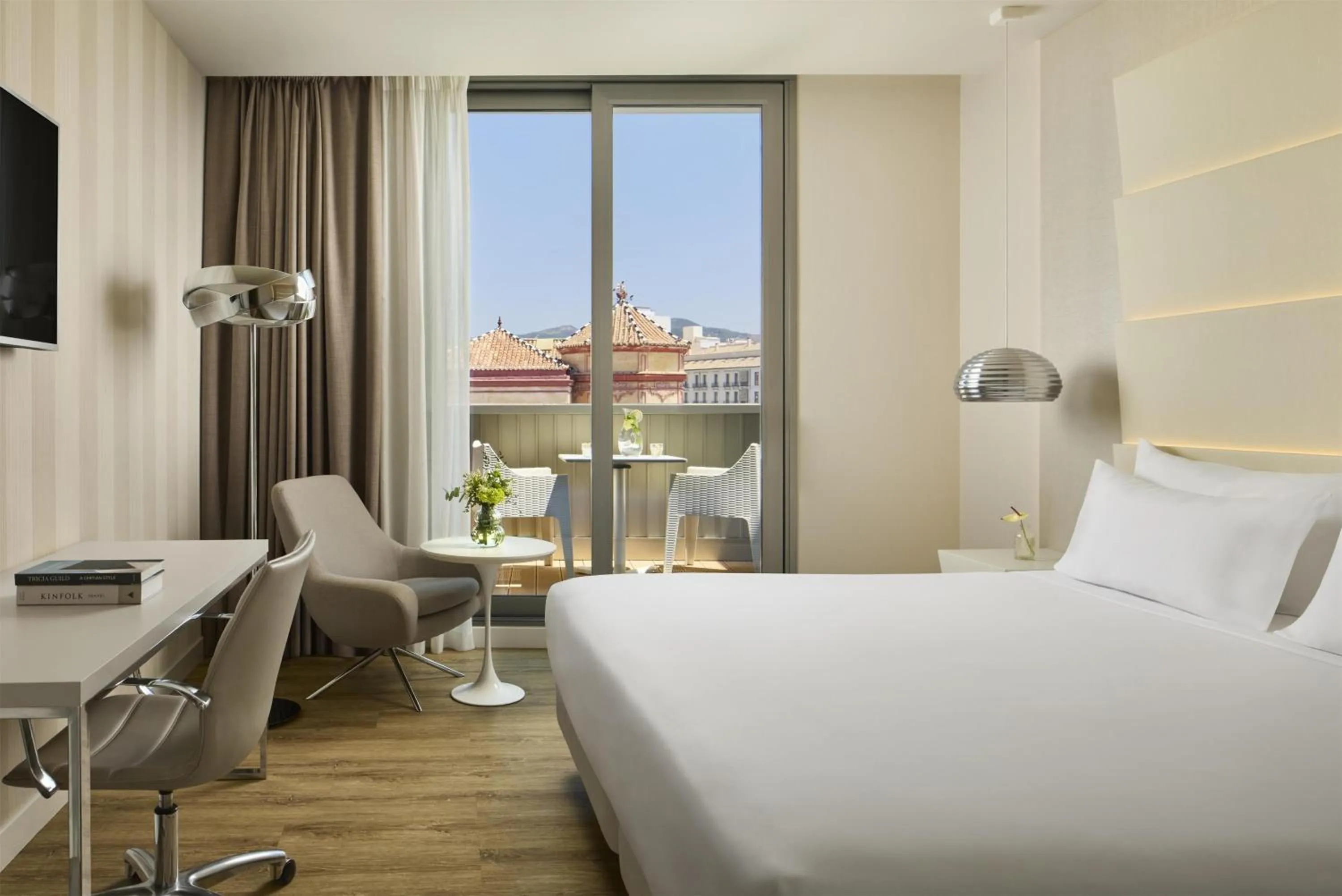 Standard Double or Twin Room with Balcony in NH Málaga