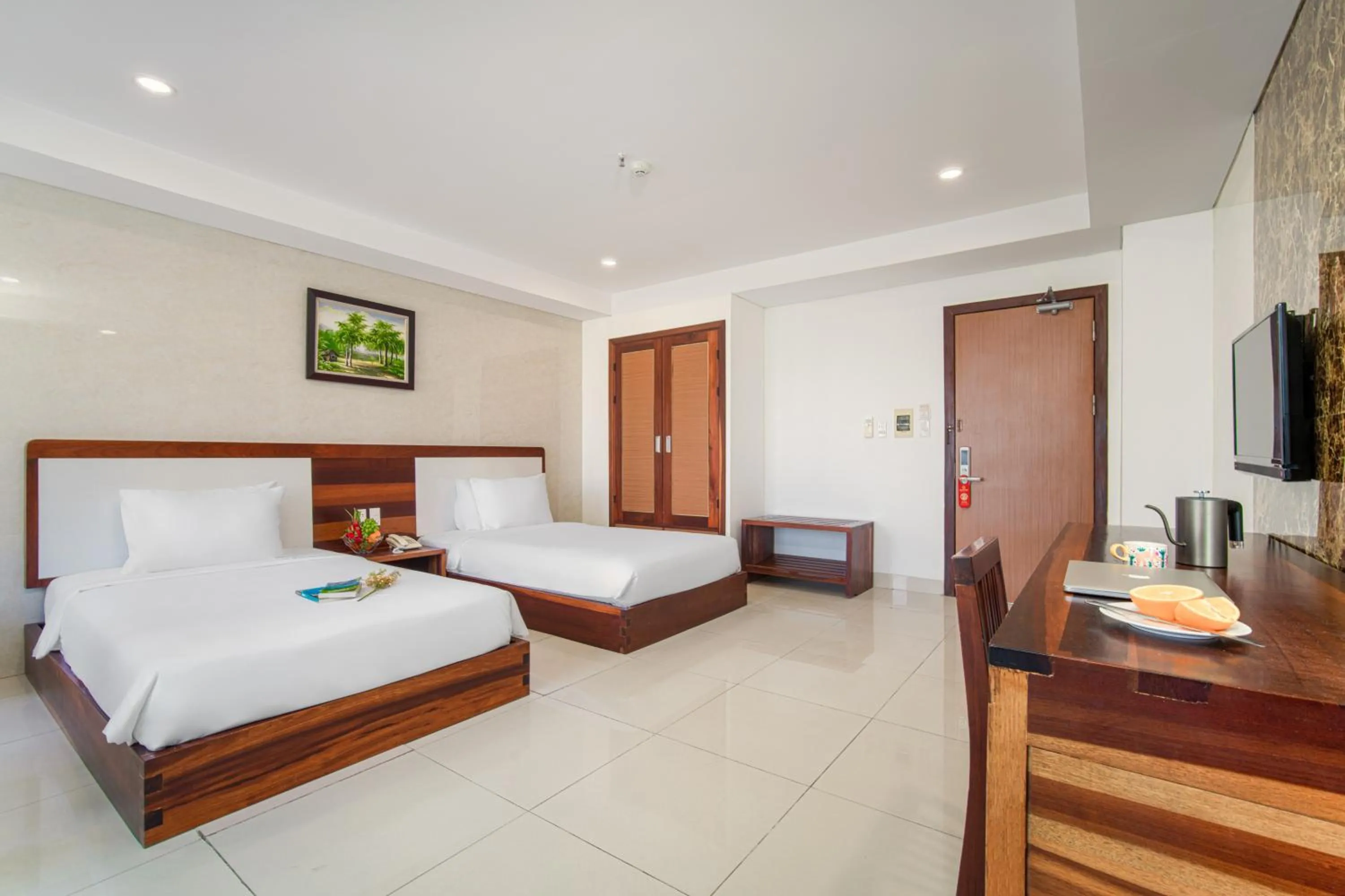 Triple Room with Bath in Hotel Soco