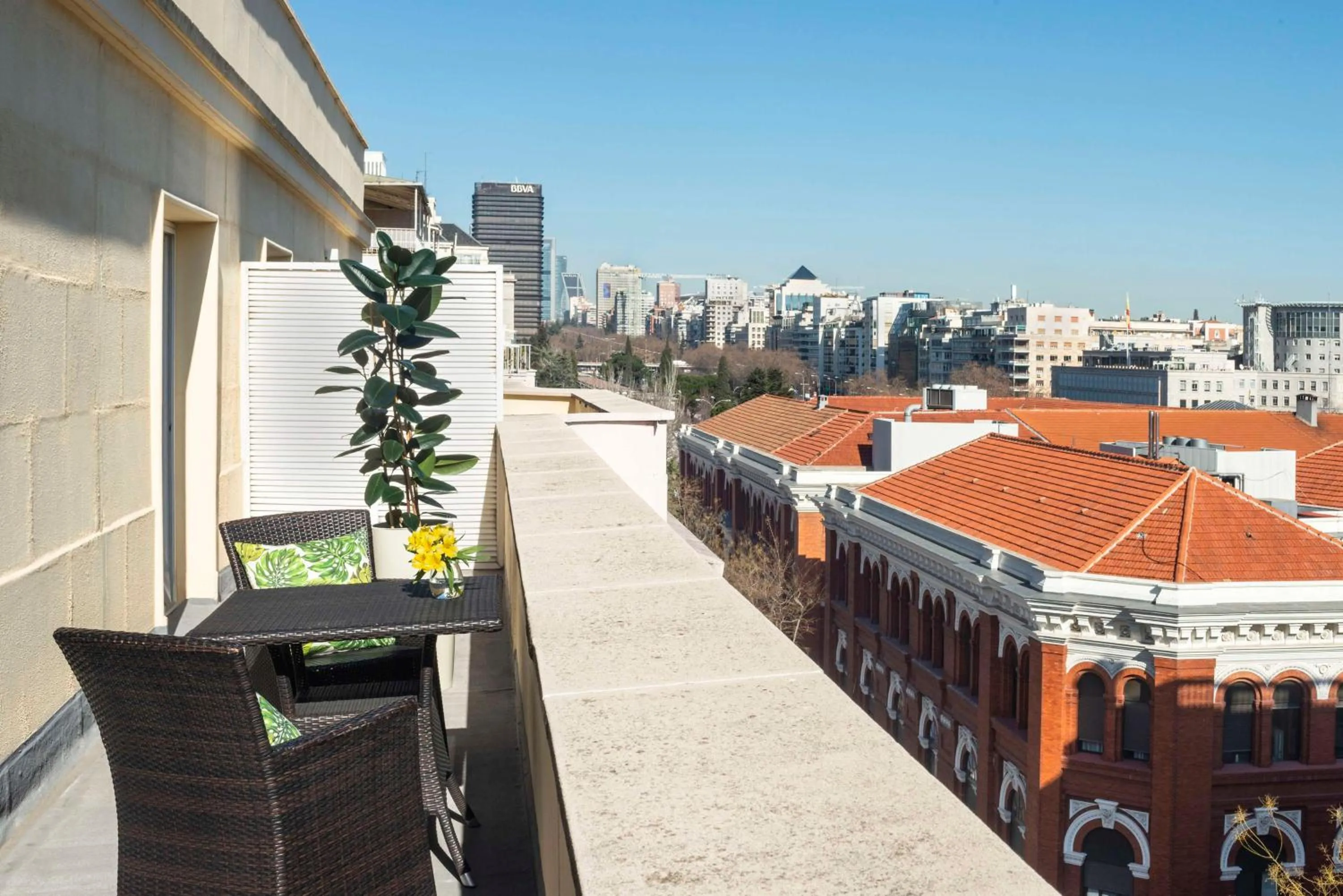 Superior Double or Twin Room with Terrace in NH Madrid Zurbano