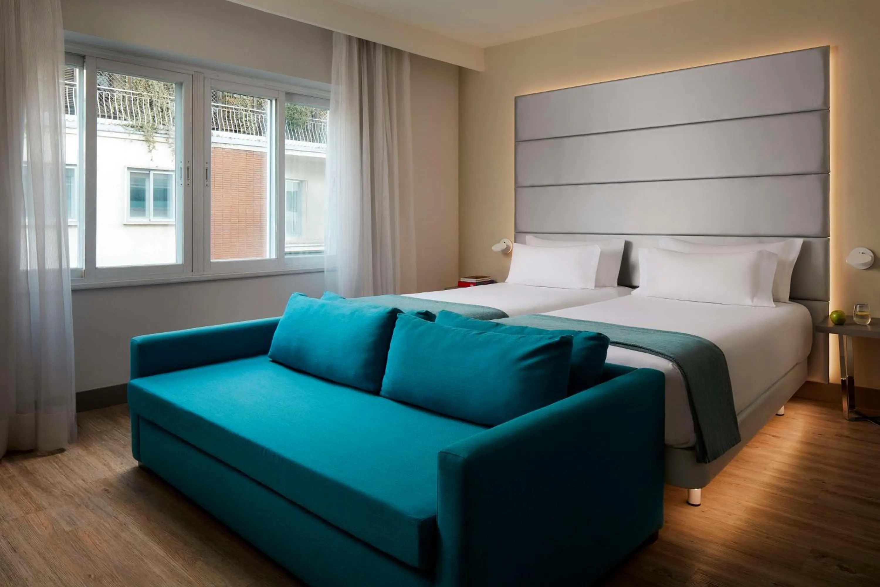 Superior Triple Room in NH Madrid Zurbano