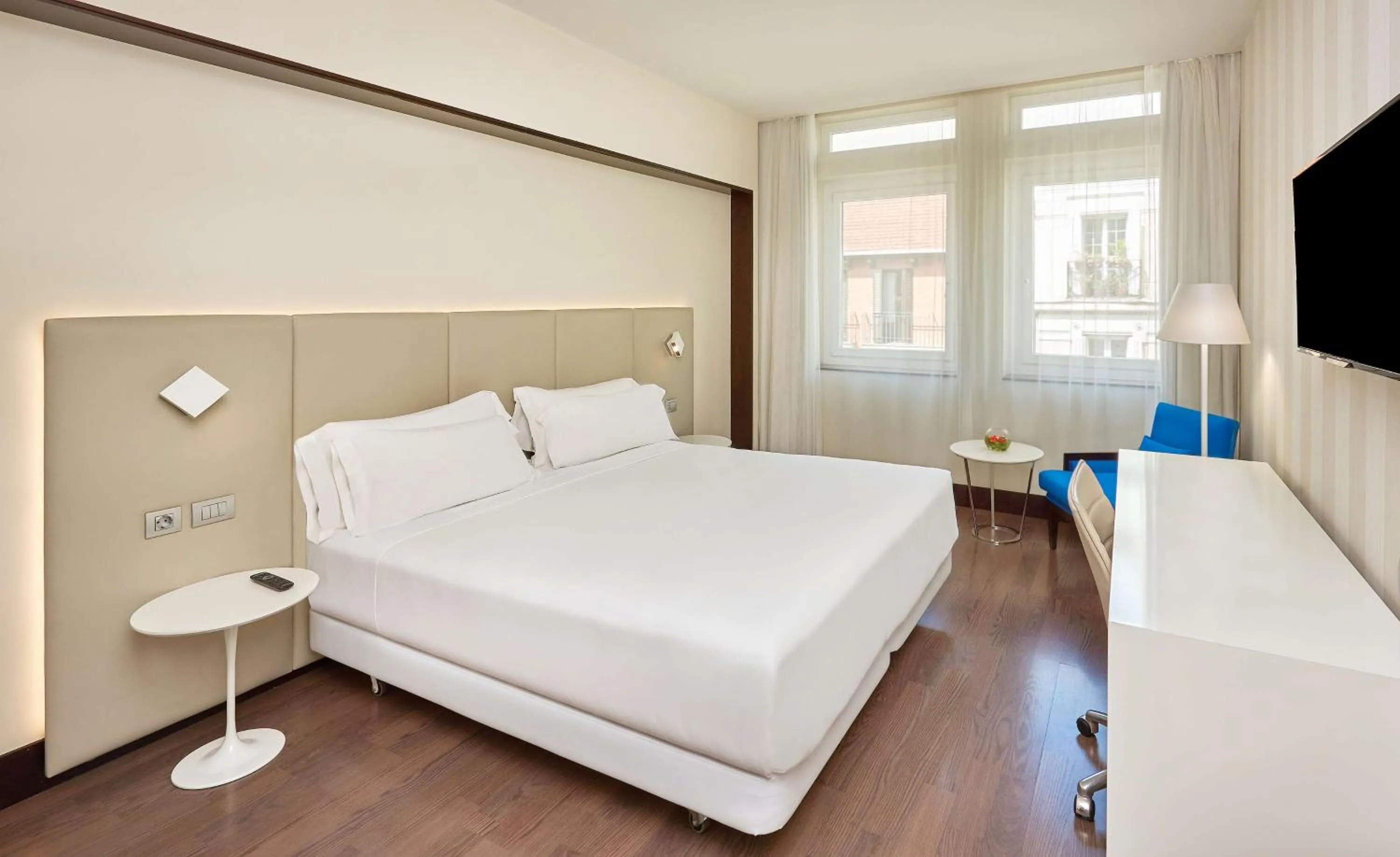 Standard Double or Twin Room with View in NH Madrid Lagasca